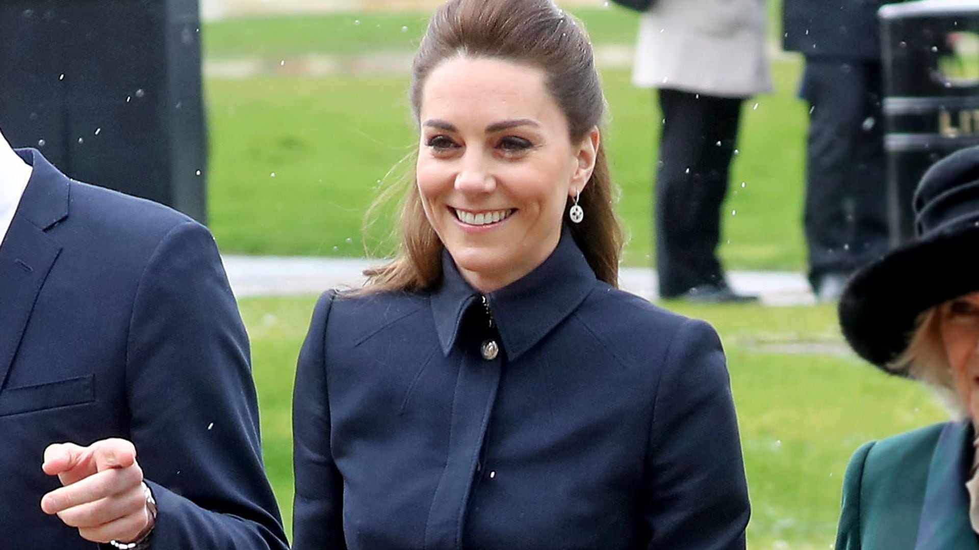 ¿Adiós abrigo-vestido? El look de Kate Middleton que podría sustituir a su básico de invierno