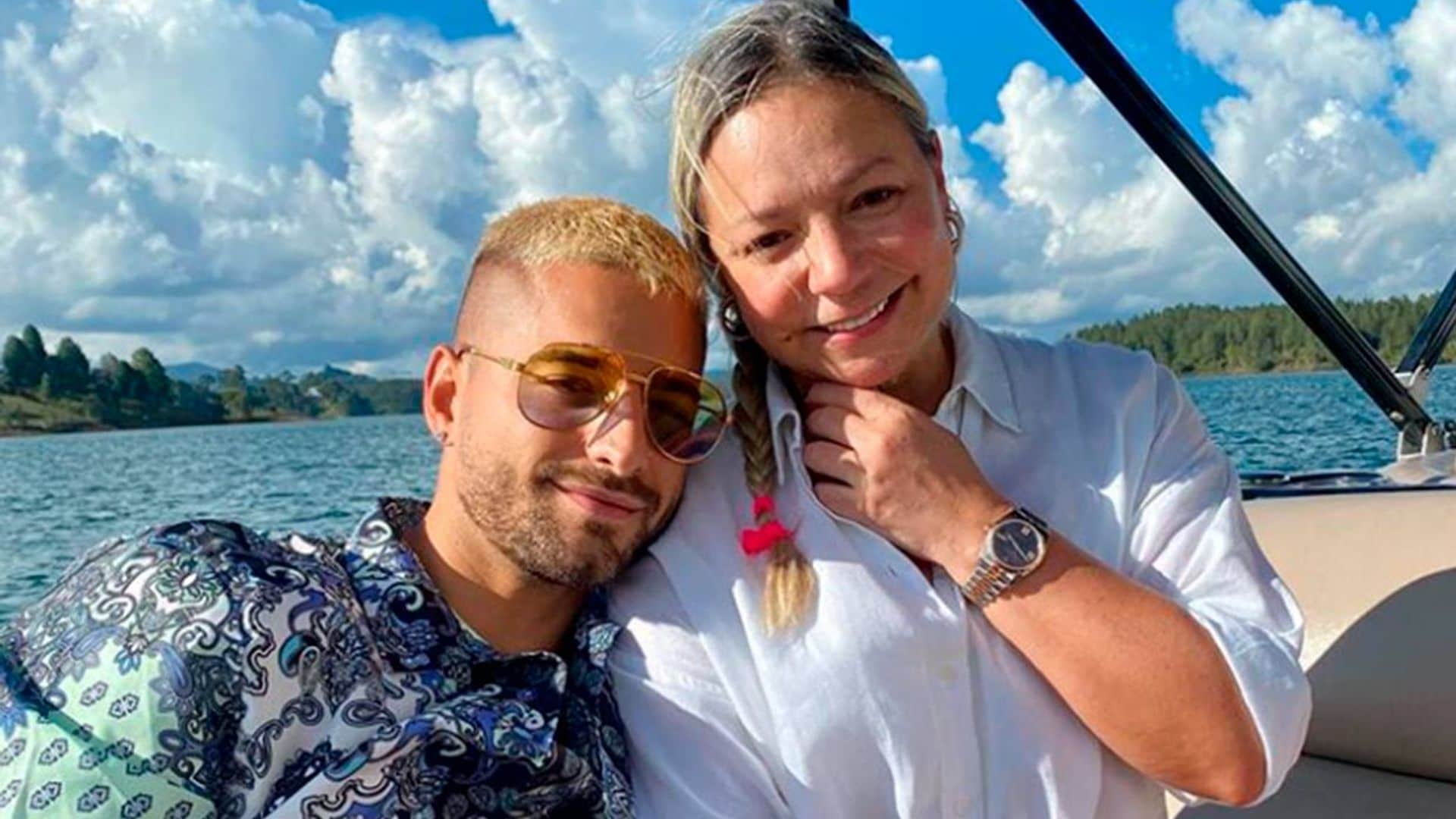 La emotiva sorpresa de Maluma a su madre