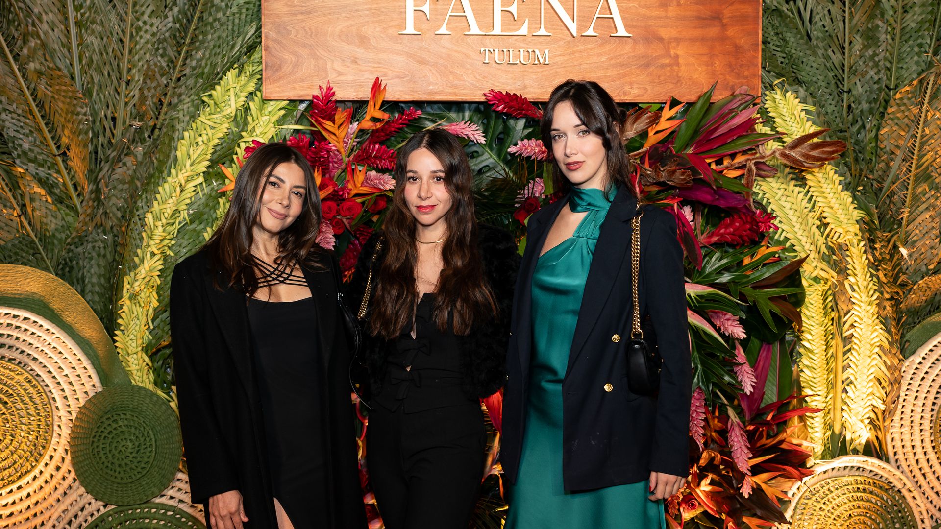 Miriam Montes, Priscila Farias & Paulina Farias