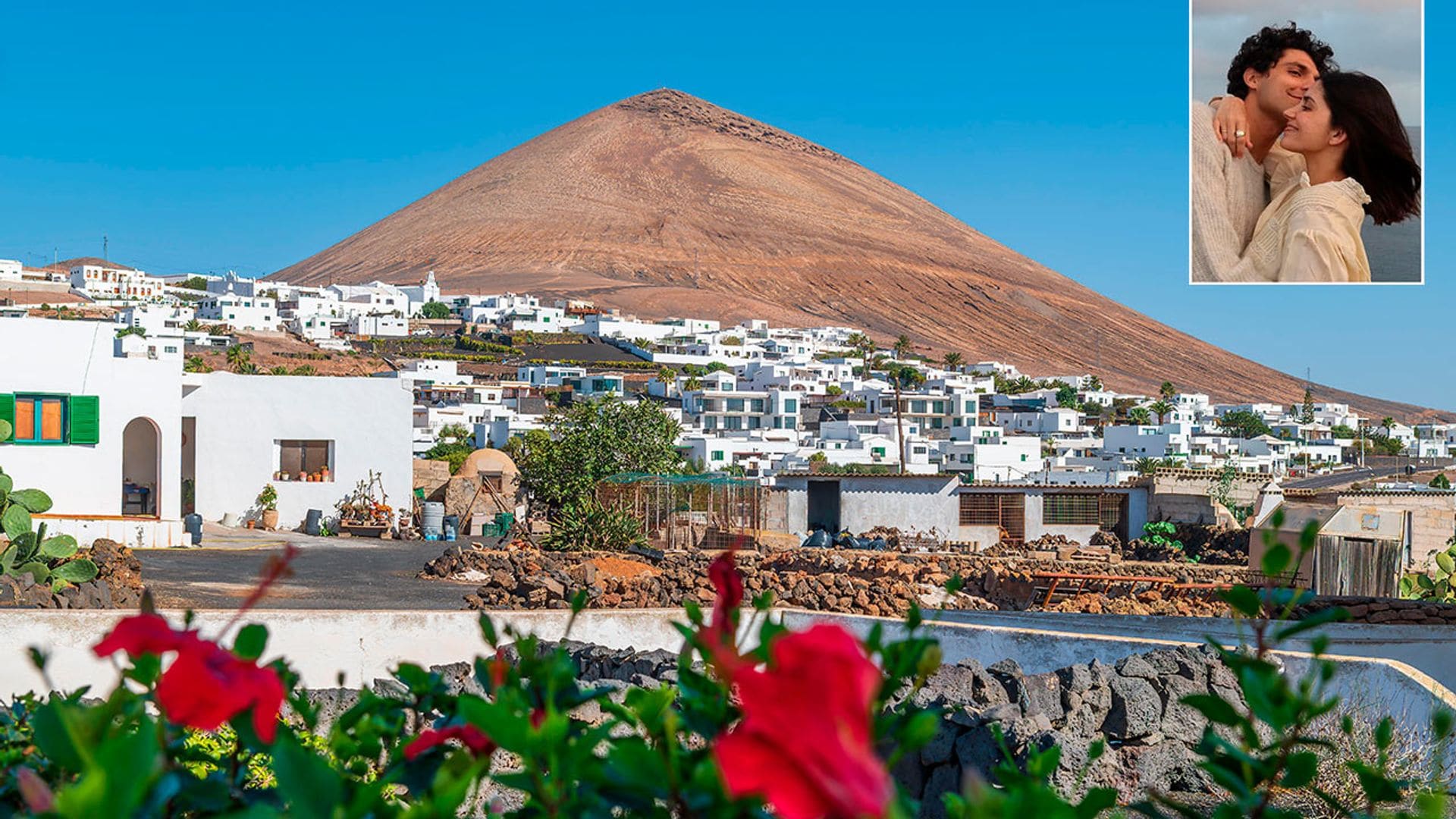 Tías, el pueblo costero de Lanzarote que nos han descubierto Tomás Páramo y María G. de Jaime