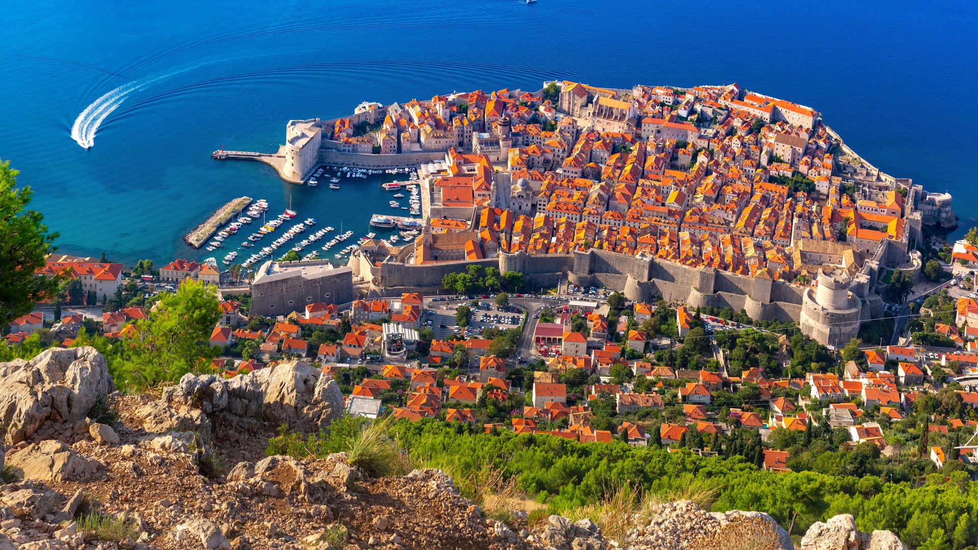 Vista aérea de la ciudad amurallada de Dubrovnik