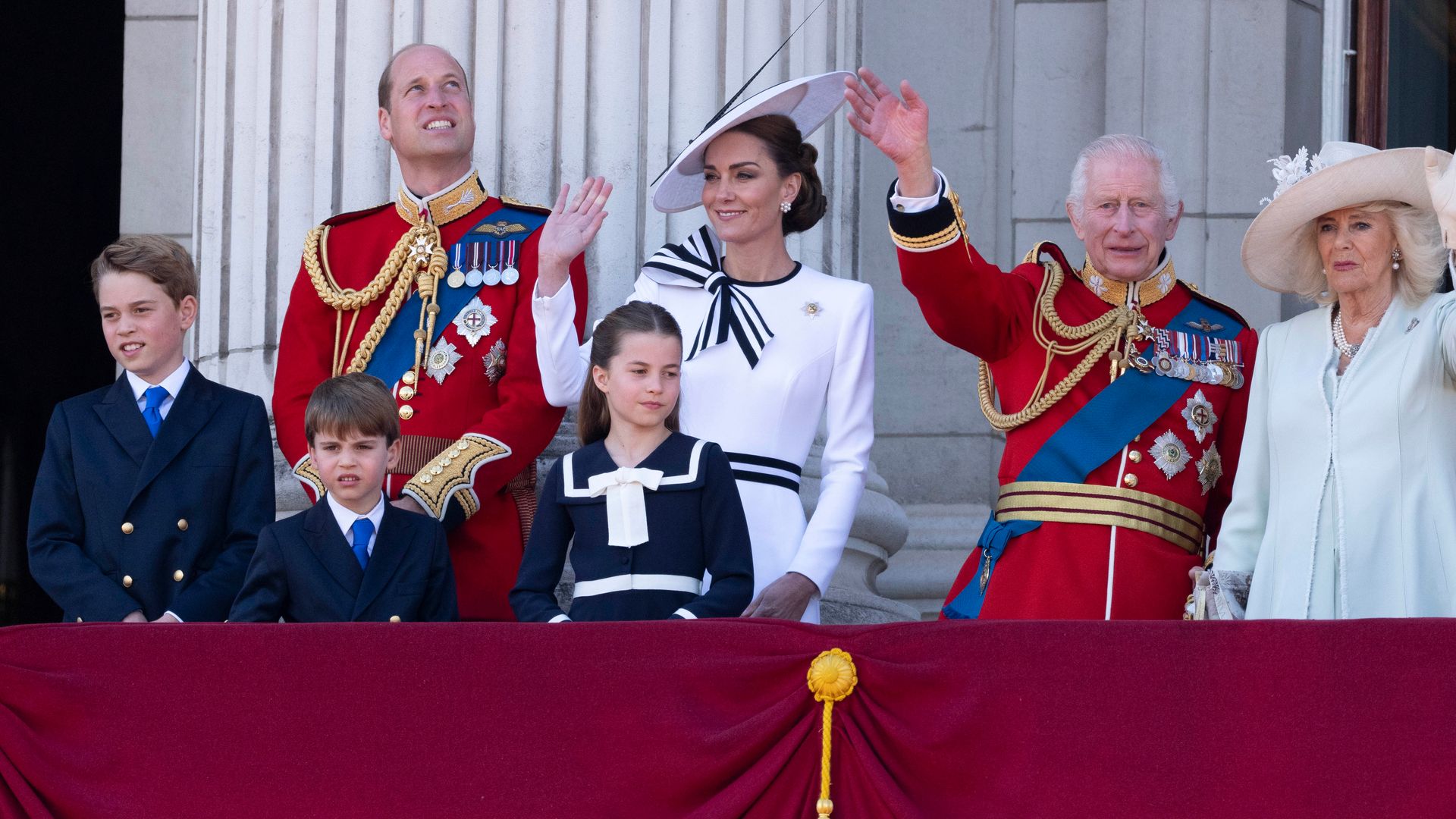 Se cumplen dos años de la muerte de Isabel II: así es ahora la monarquía británica