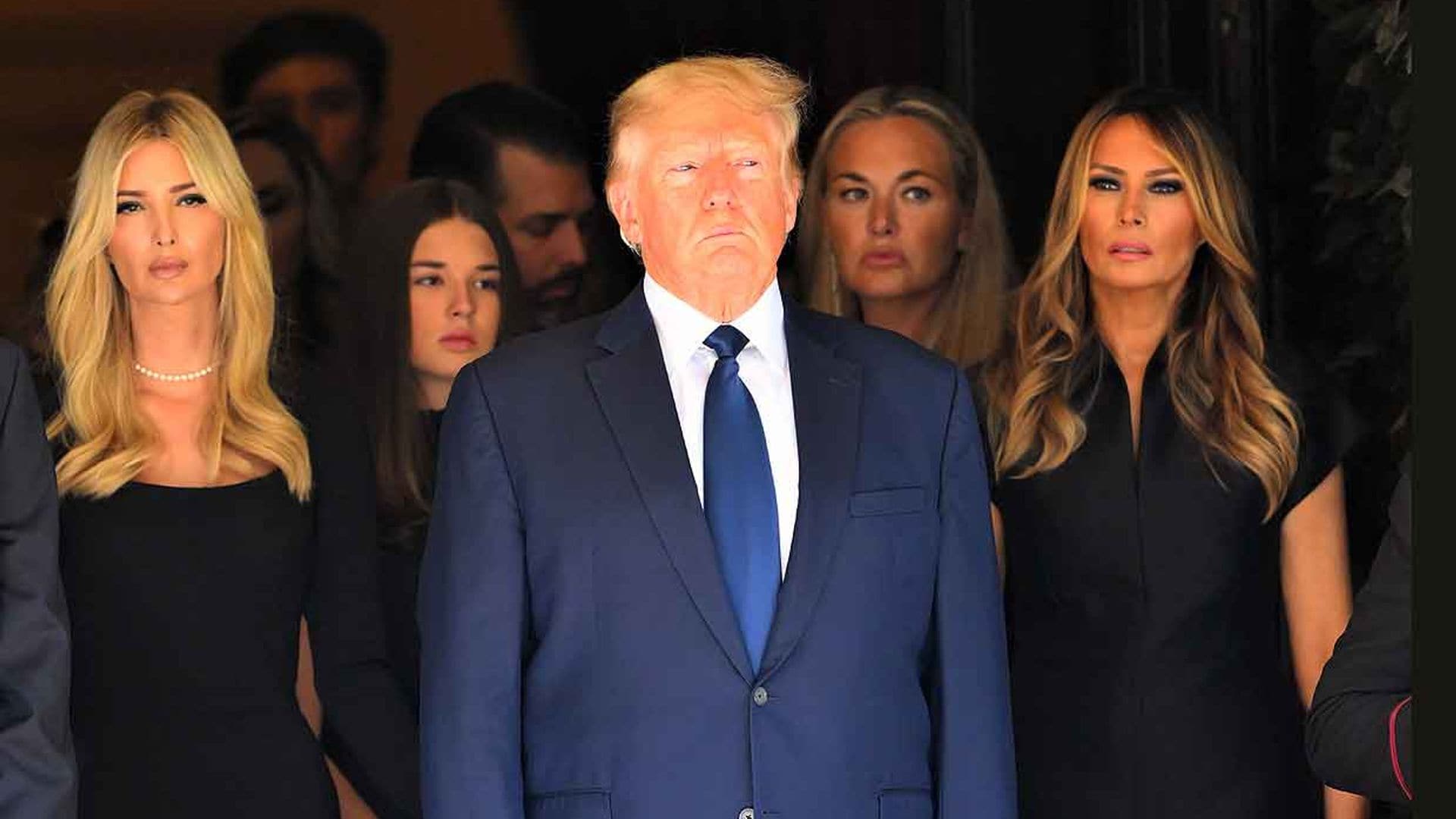 Donald y Melania Trump acuden en Nueva York al funeral de la primera esposa del expresidente, Ivana Trump