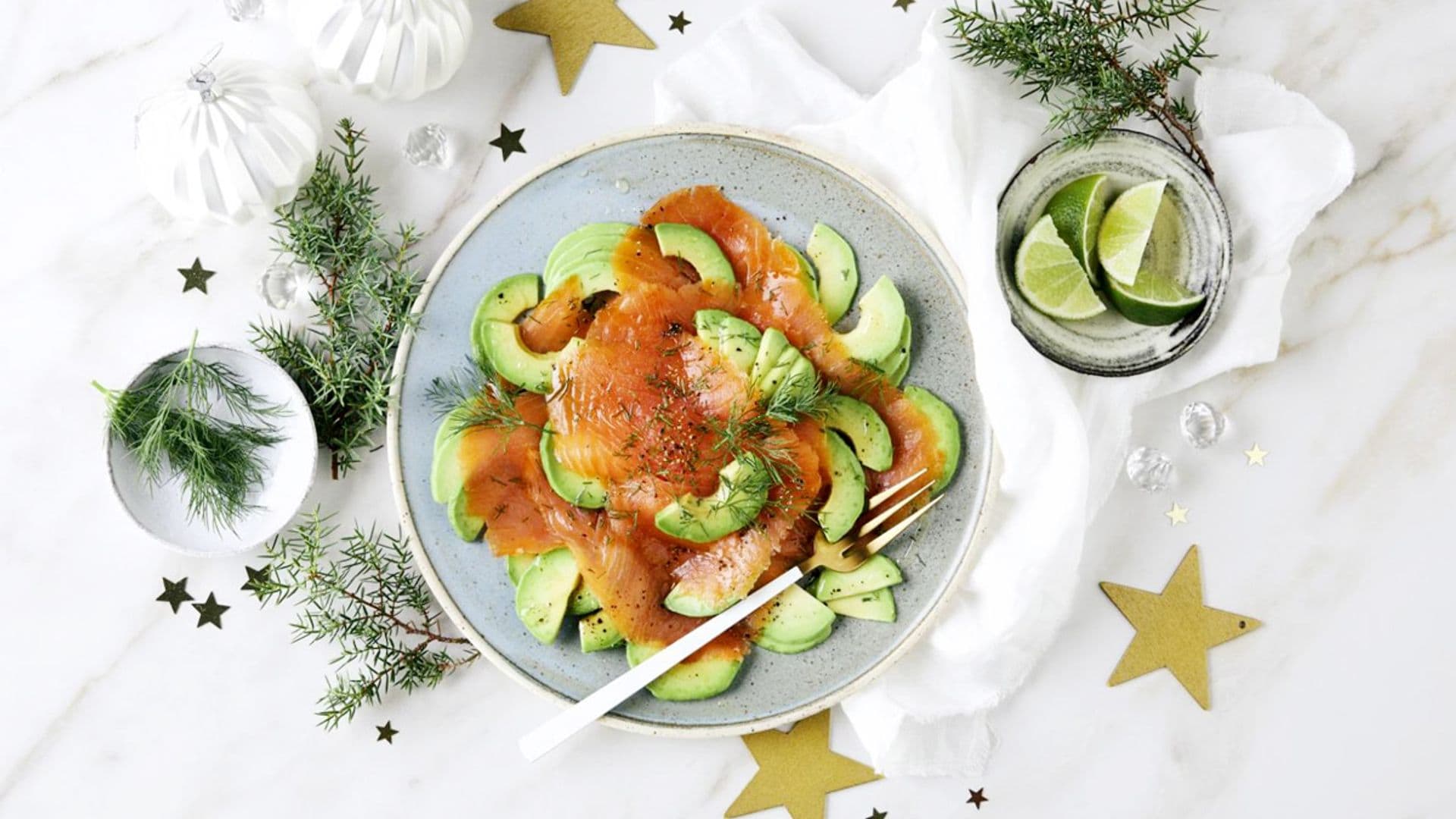 Salmón ahumado con 'carpaccio' de aguacates