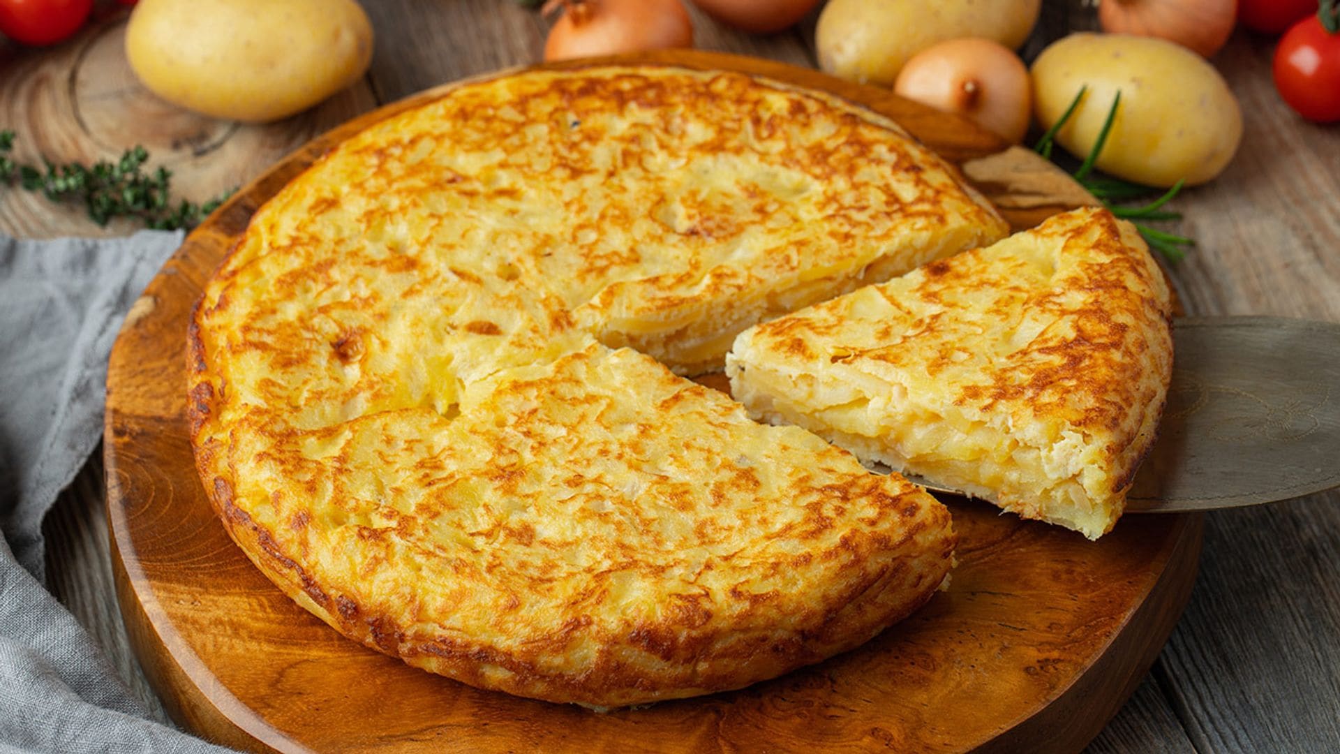 Tortilla de patatas: la receta que siempre sale bien