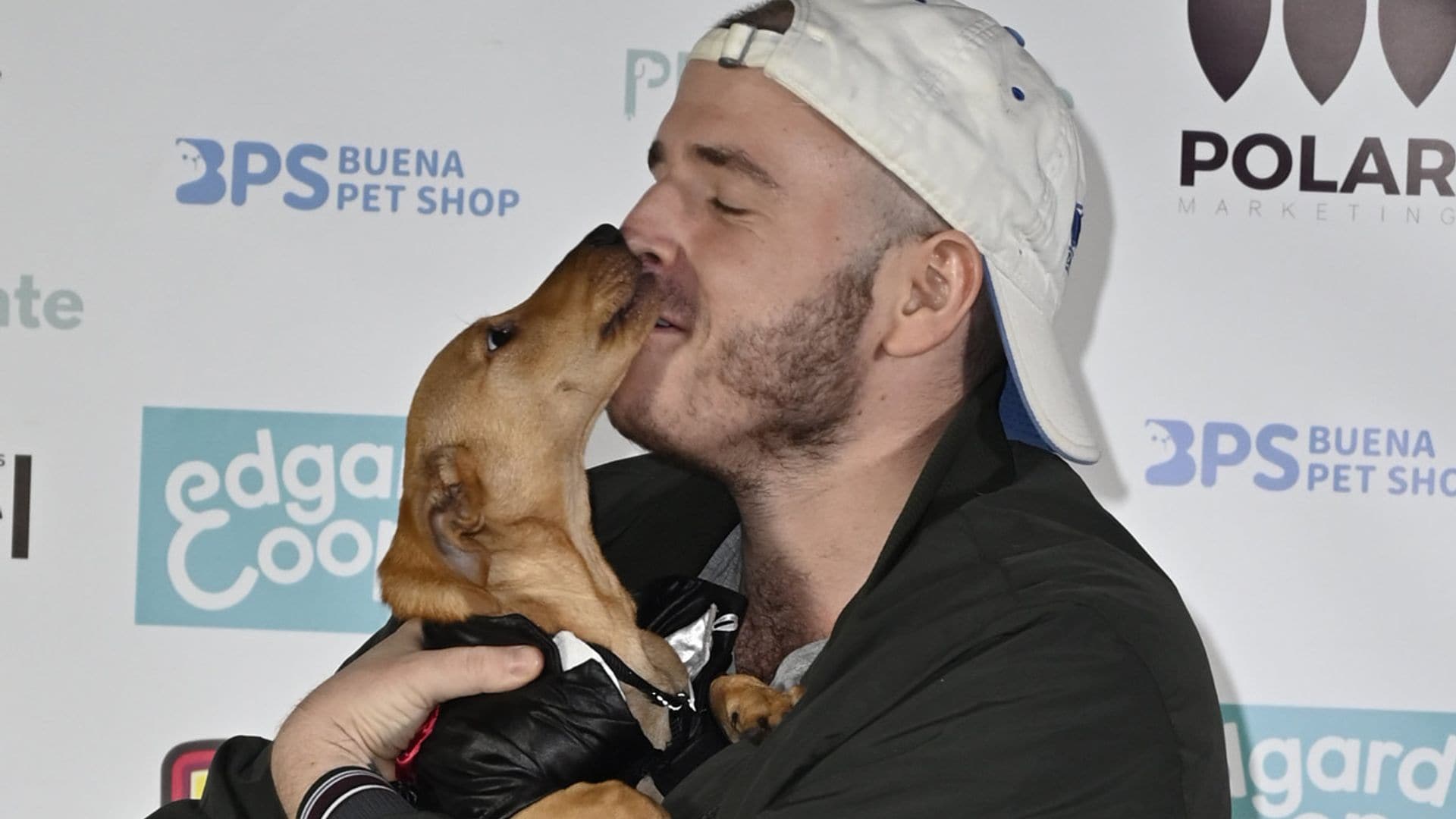 El Halloween más original: Aless Lequio celebra una fiesta para mascotas