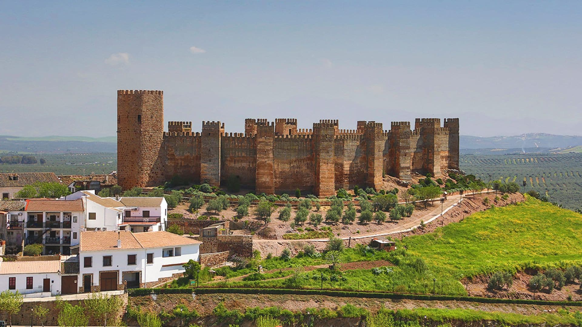 Así es el castillo más antiguo de España (y está en Andalucía)