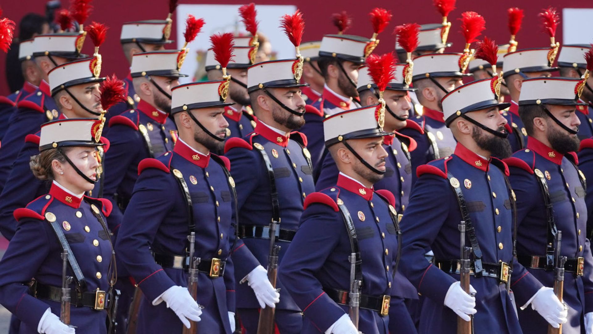 En directo: Los Reyes, junto a la princesa Leonor, presiden el desfile militar del 12 de octubre en Madrid