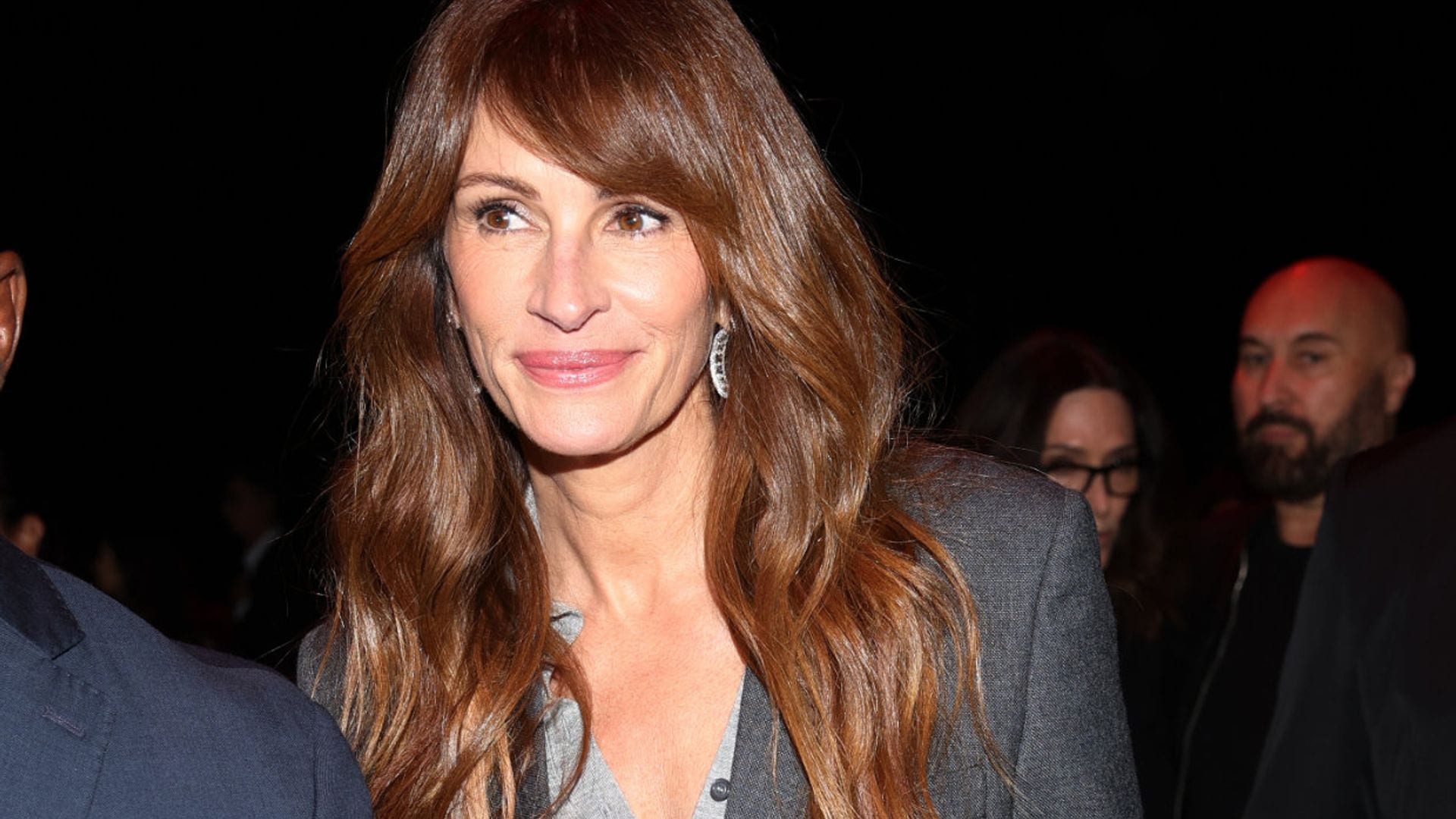 Julia Roberts actualiza en Milán su icónico traje de 1990 con un giro inesperado