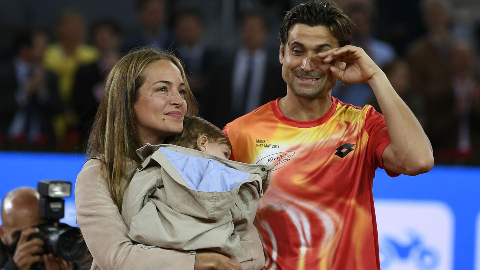 Muy emocionado y rodeado de su familia, David Ferrer dice adiós al tenis