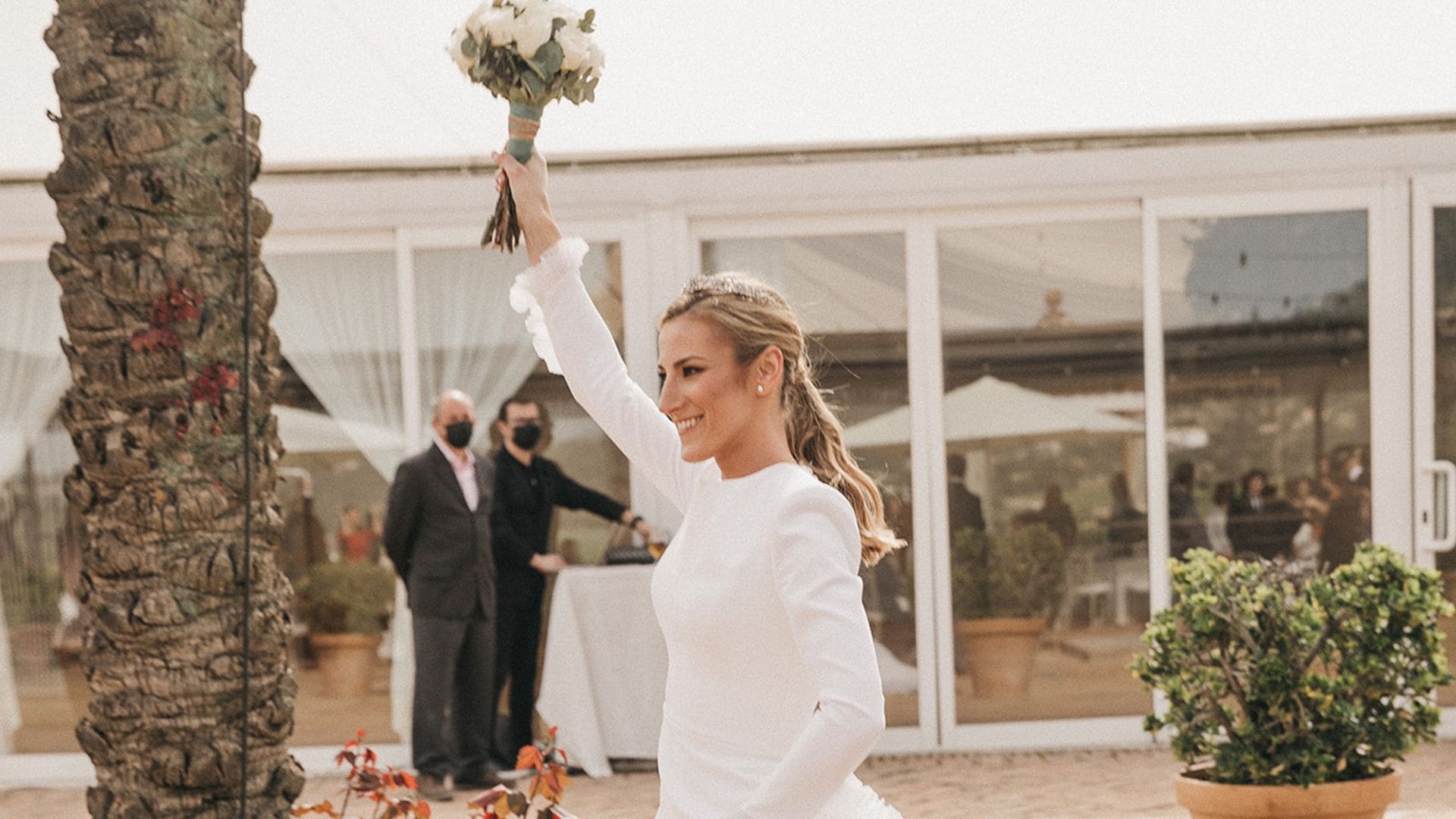 La boda de Ana en Córdoba con una tiara familiar y un vestido en homenaje a su madre