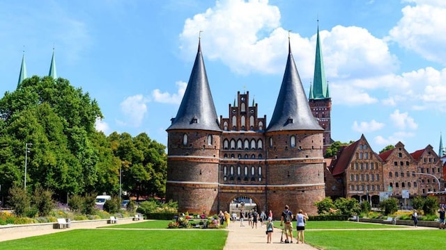 lubeck puerta de holsten