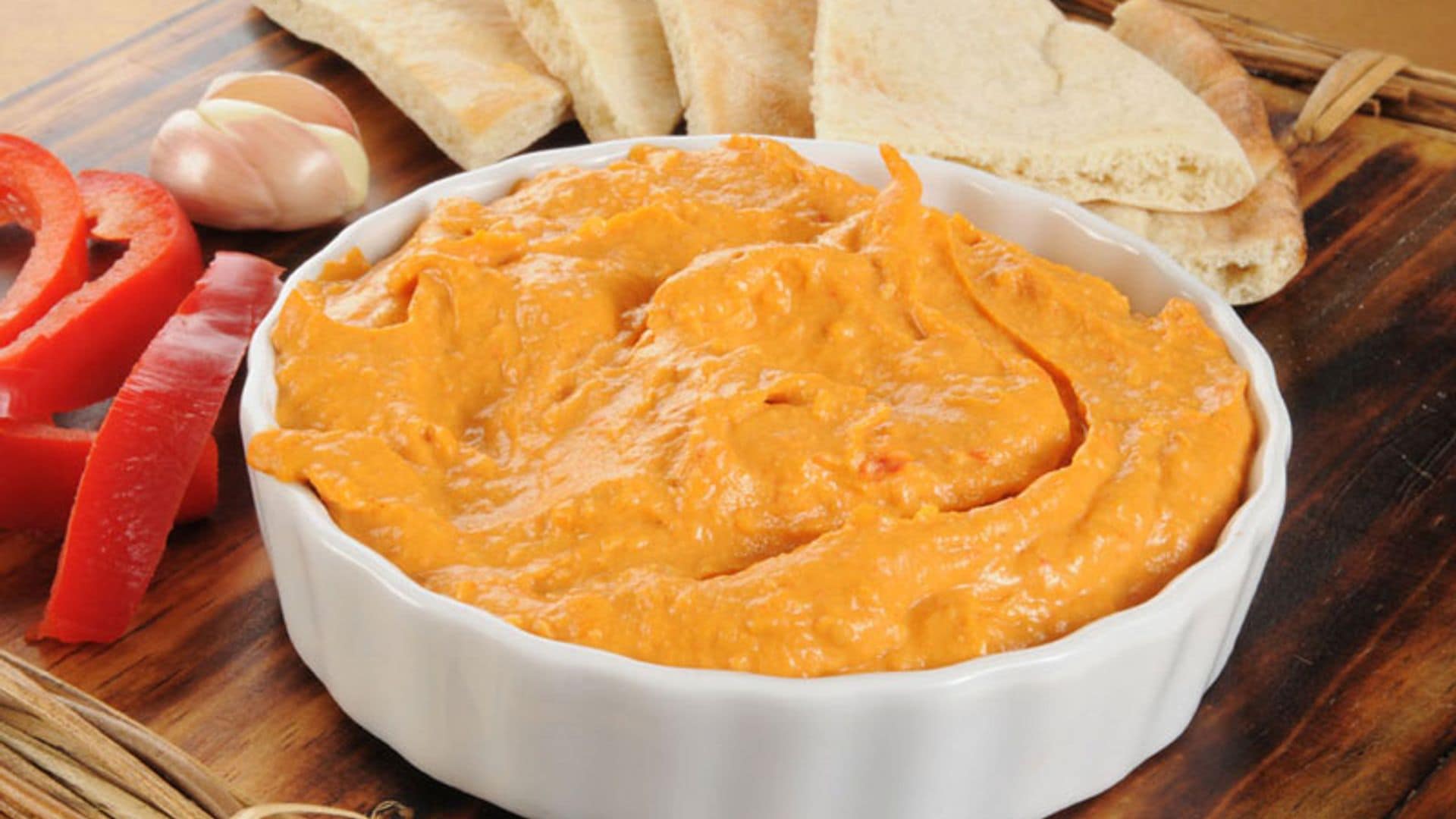 Hummus de pimiento con ajo