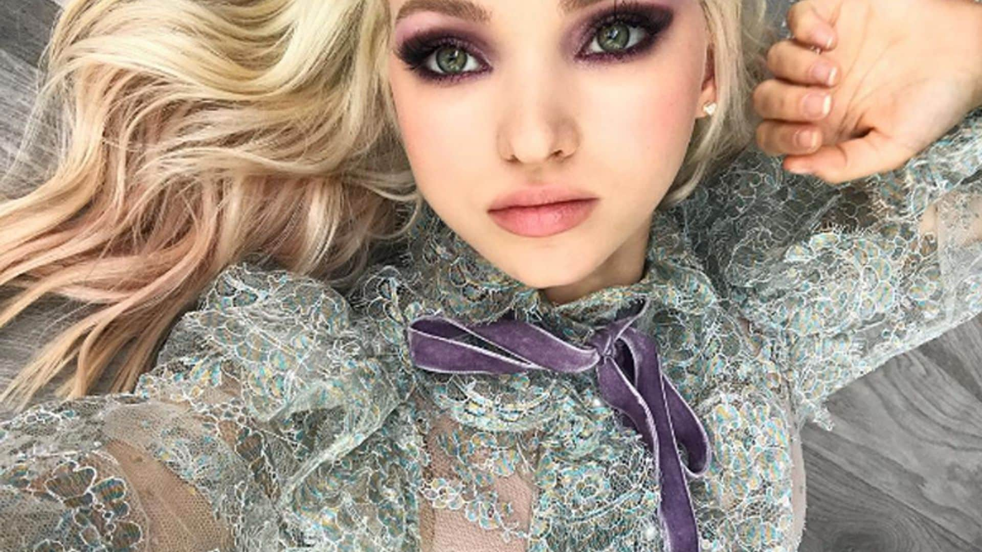 Estos son los secretos de Dove Cameron para sacar partido al 'eyeliner'