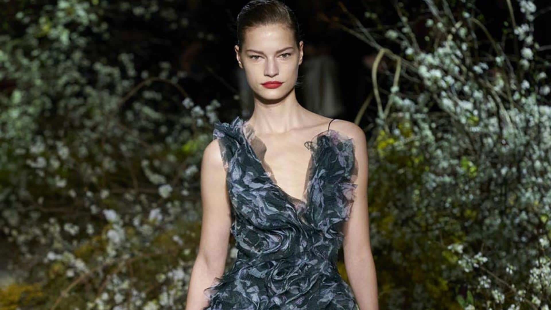 Con inspiración artística y exótica: así es la nueva elegancia de Jason Wu