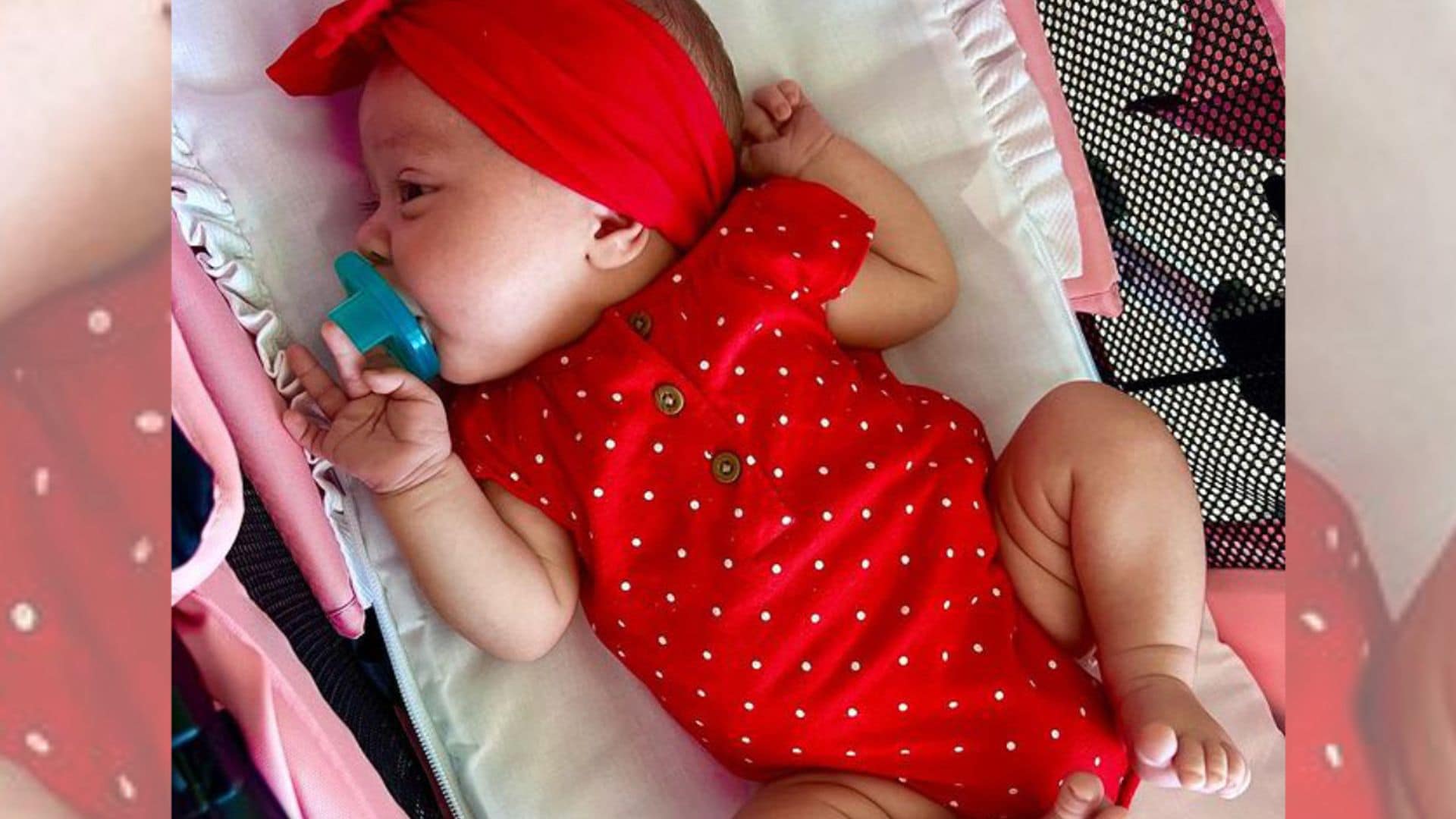 La hija de Ana Obregón, una adorable miniflamenca de un mes que celebra la Feria de Abril desde Miami