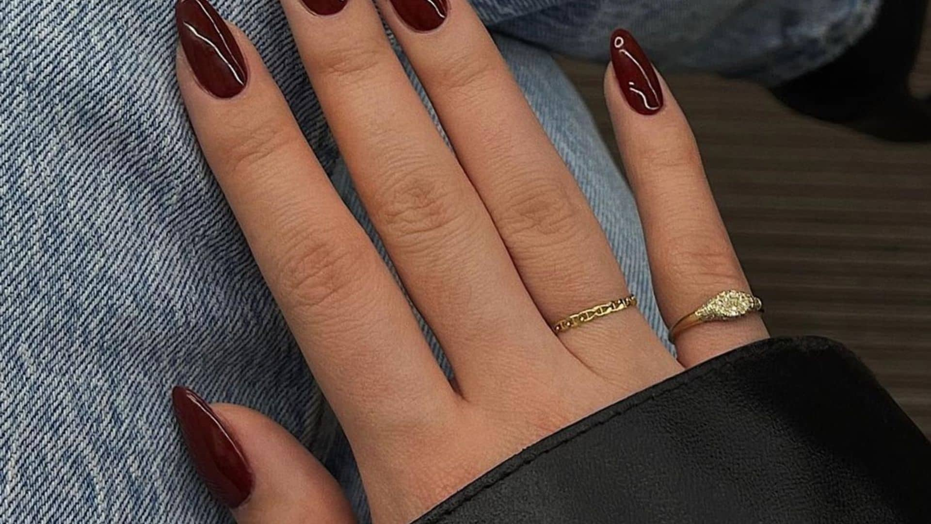 ‘Grandmacore nails’: el regreso de la manicura clásica que eligen las chicas elegantes