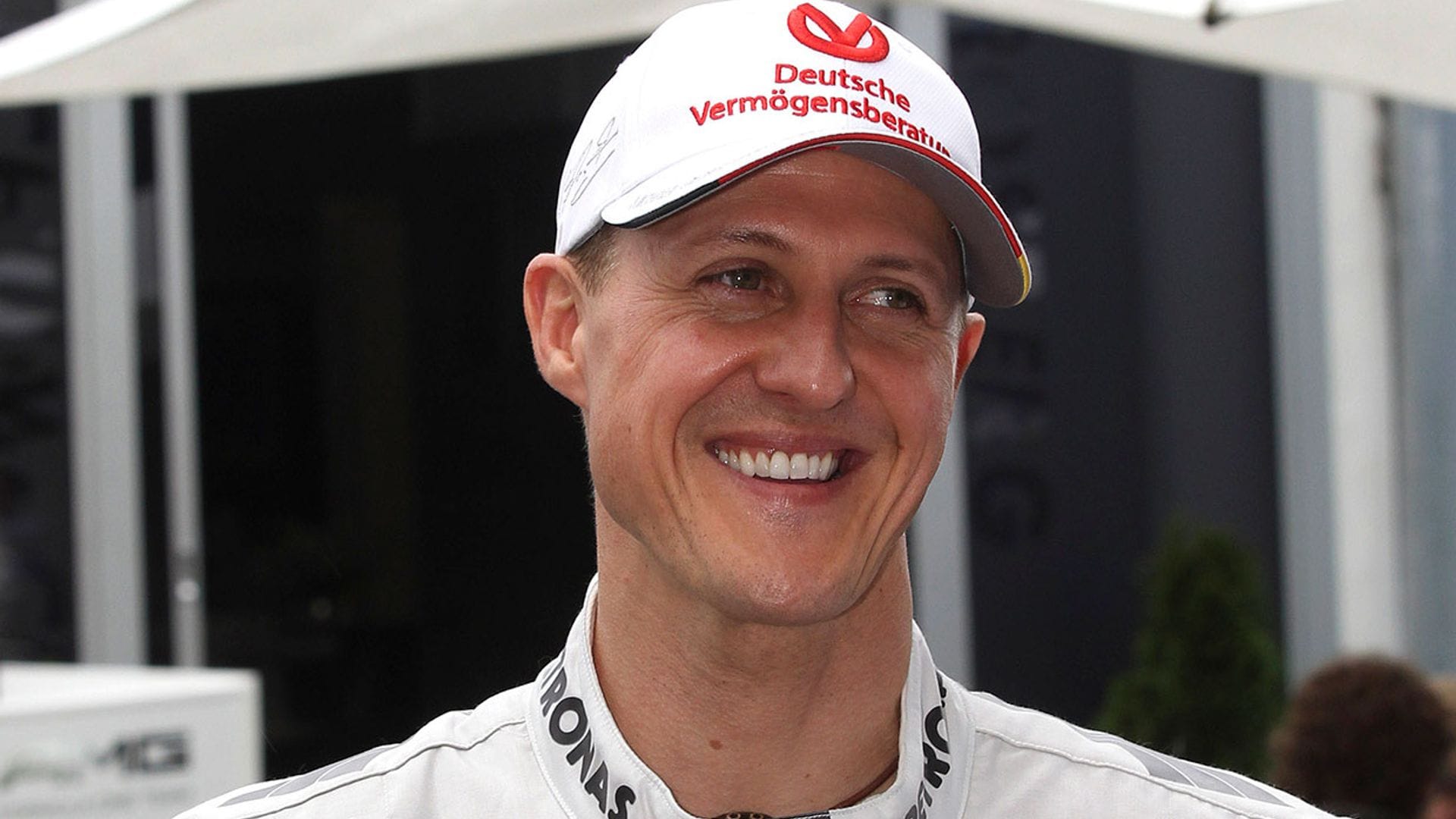 Michael Schumacher ingresa en un hospital de París