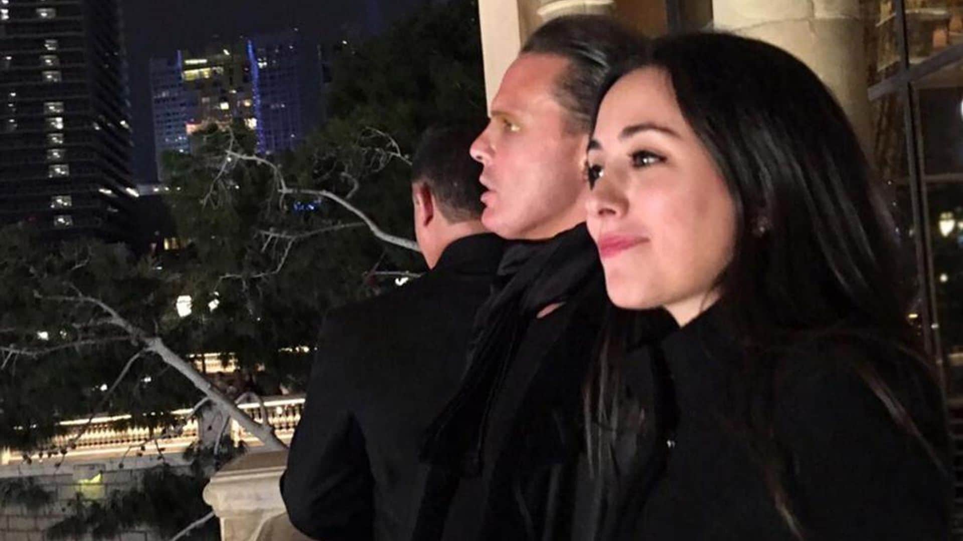 Luis Miguel reaparece junto a socialité mexicana que se casó con un ‘royal’