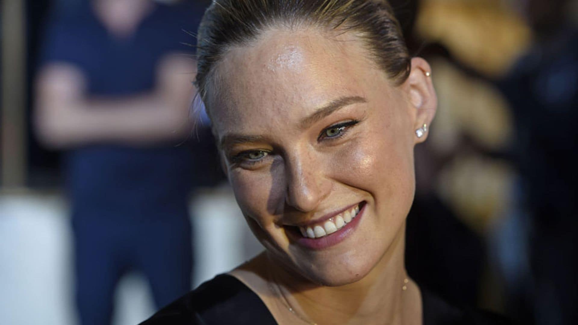 Bar Refaeli da la bienvenida a su segunda hija