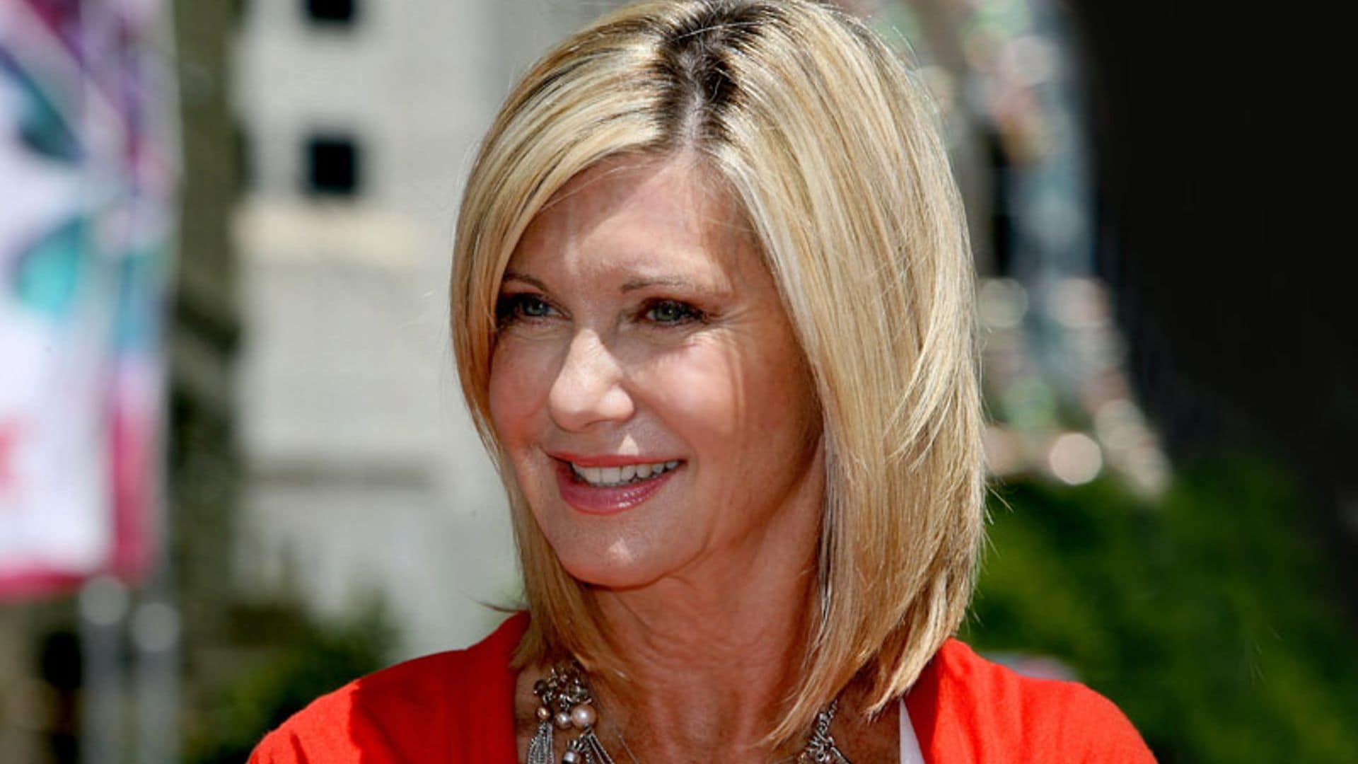 Olivia Newton-John aclara cómo se encuentra realmente tras los rumores sobre su salud