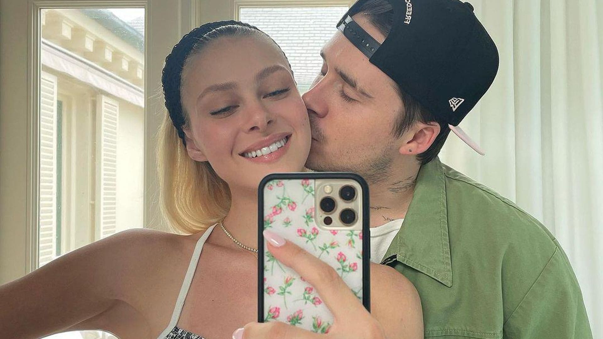 El impresionante anillo doble de diamantes que presume Nicola Peltz a un mes de su boda con Brooklyn Beckham