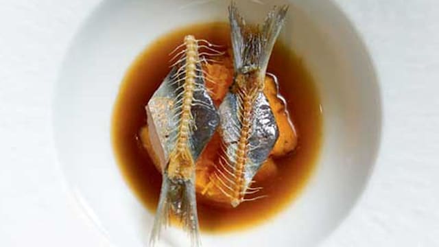 sopa sardina torrada