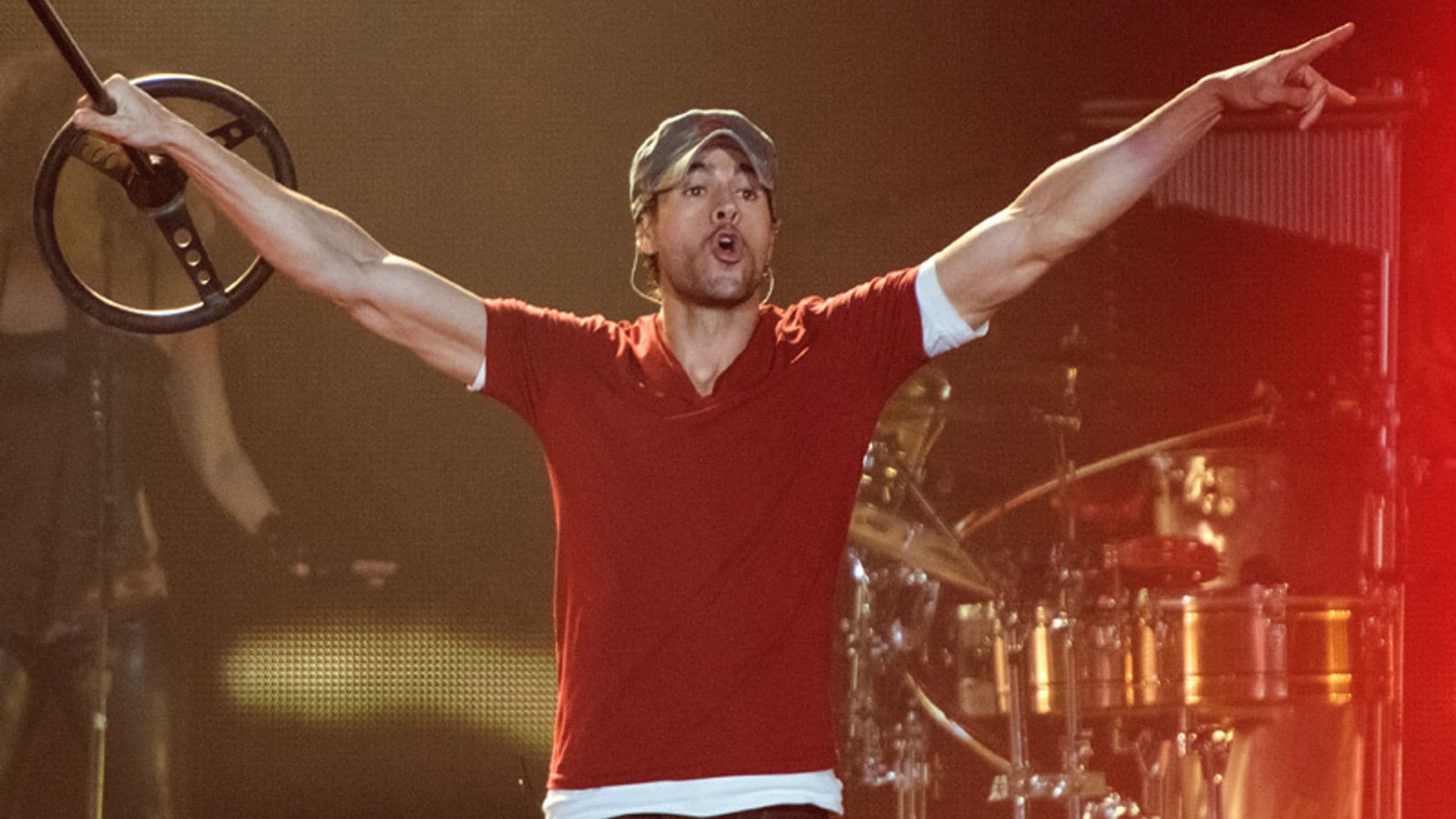 Enrique Iglesias y su dolorosa recuperación tras herirse con un dron: '¡Quería cortarme la mano!'