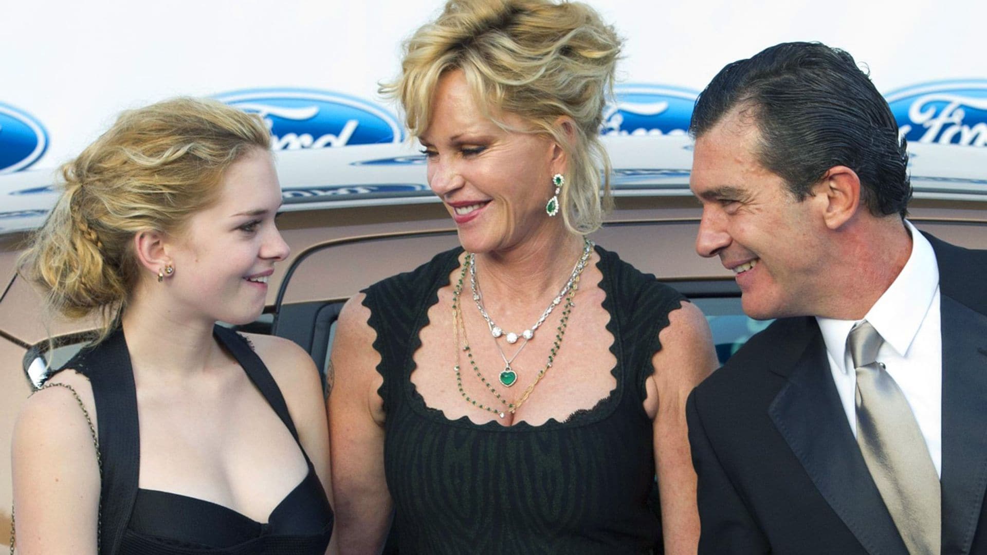 Antonio Banderas y Melanie Griffith, muy orgullosos del nuevo proyecto de su hija Stella