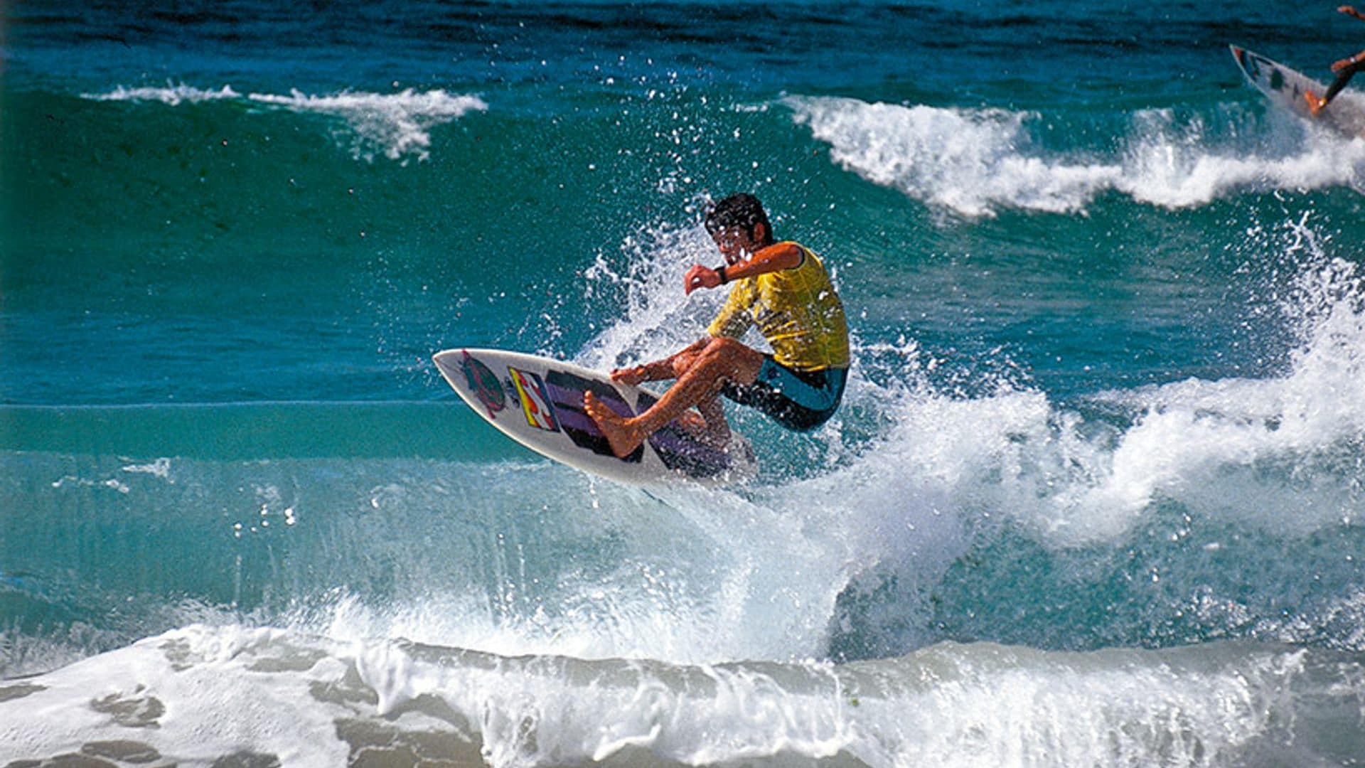 Diez playas del Norte donde debes surfear alguna vez en tu vida