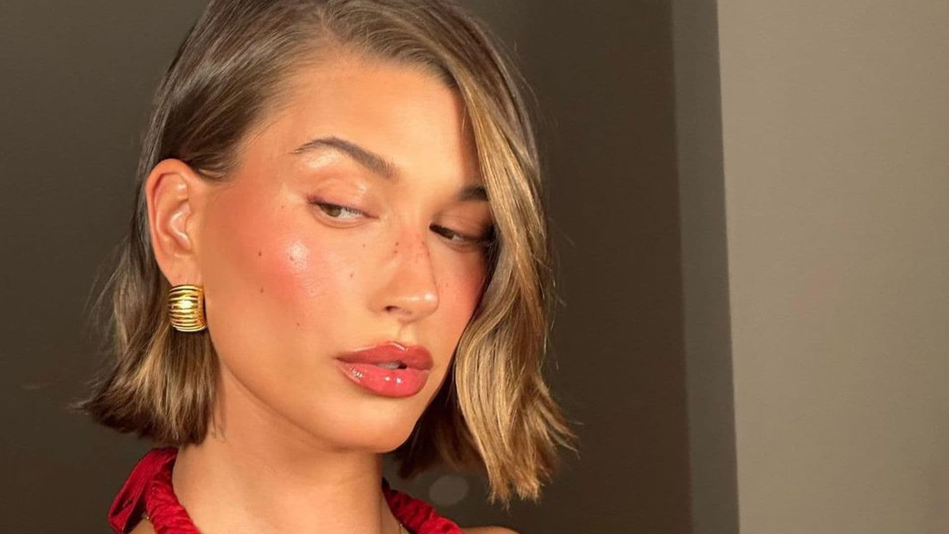 'Strawberry girl': la tendencia de belleza viral que no puedes perderte este verano