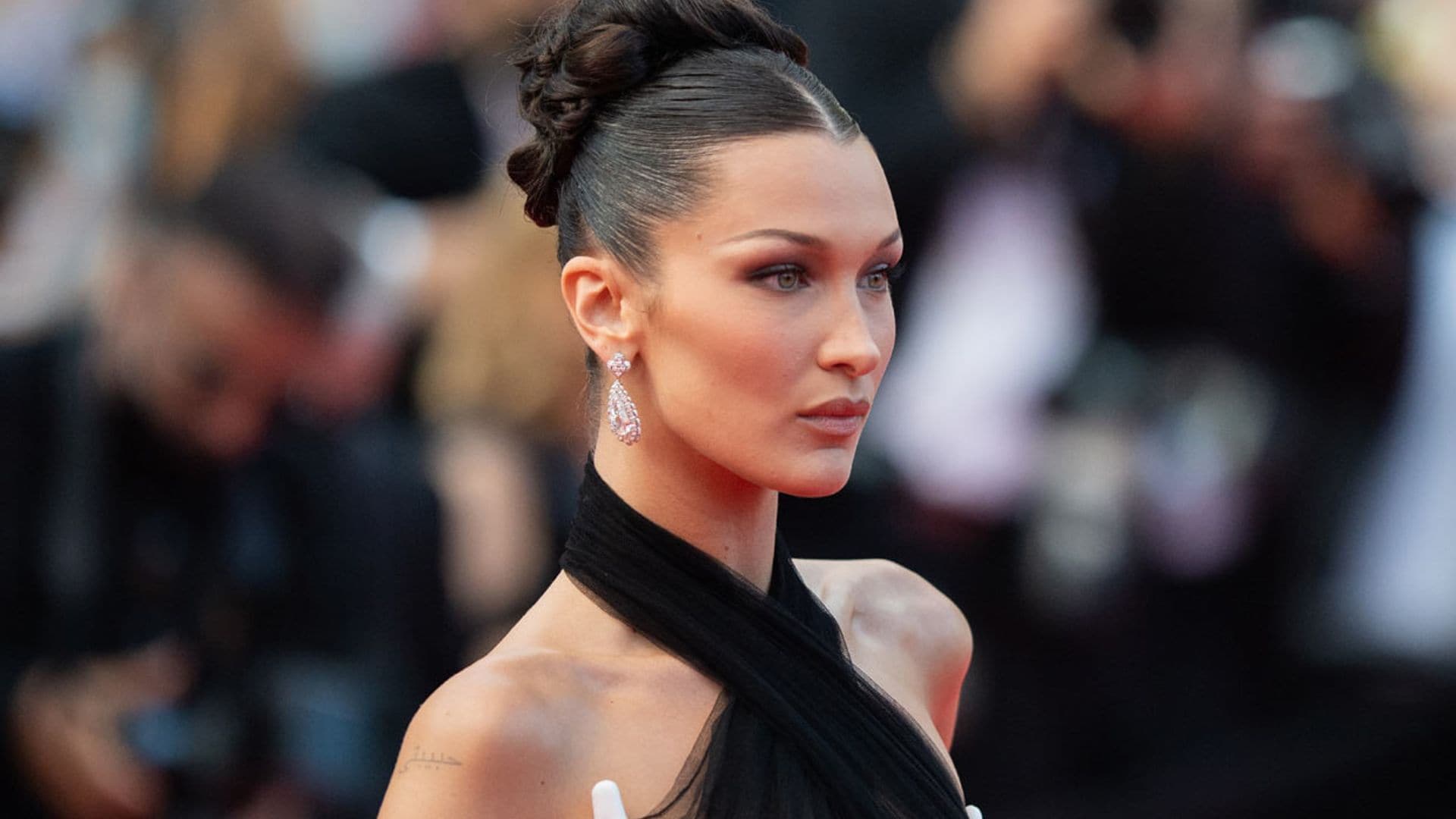 Bella Hadid admite su única operación estética: una rinoplastia a los 14 años