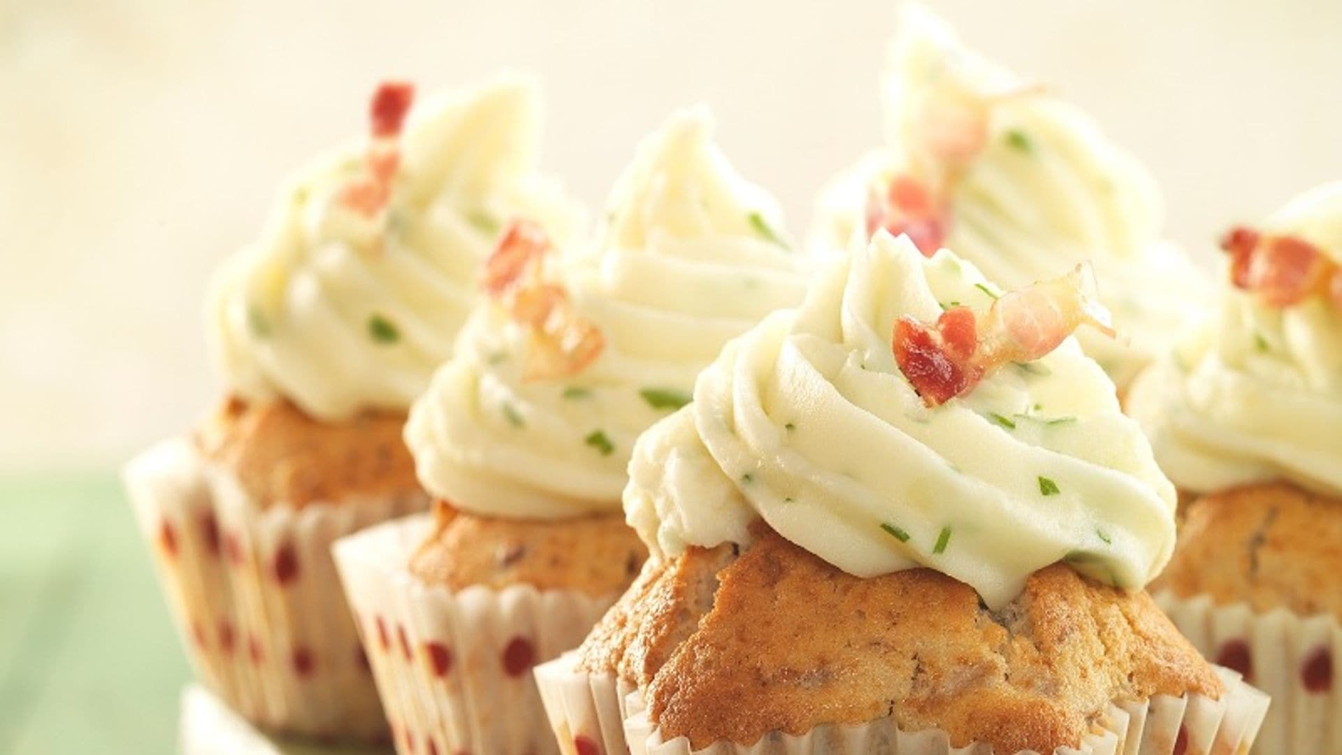 'Cupcakes' de jamón ibérico con 'topping' de puré de patata