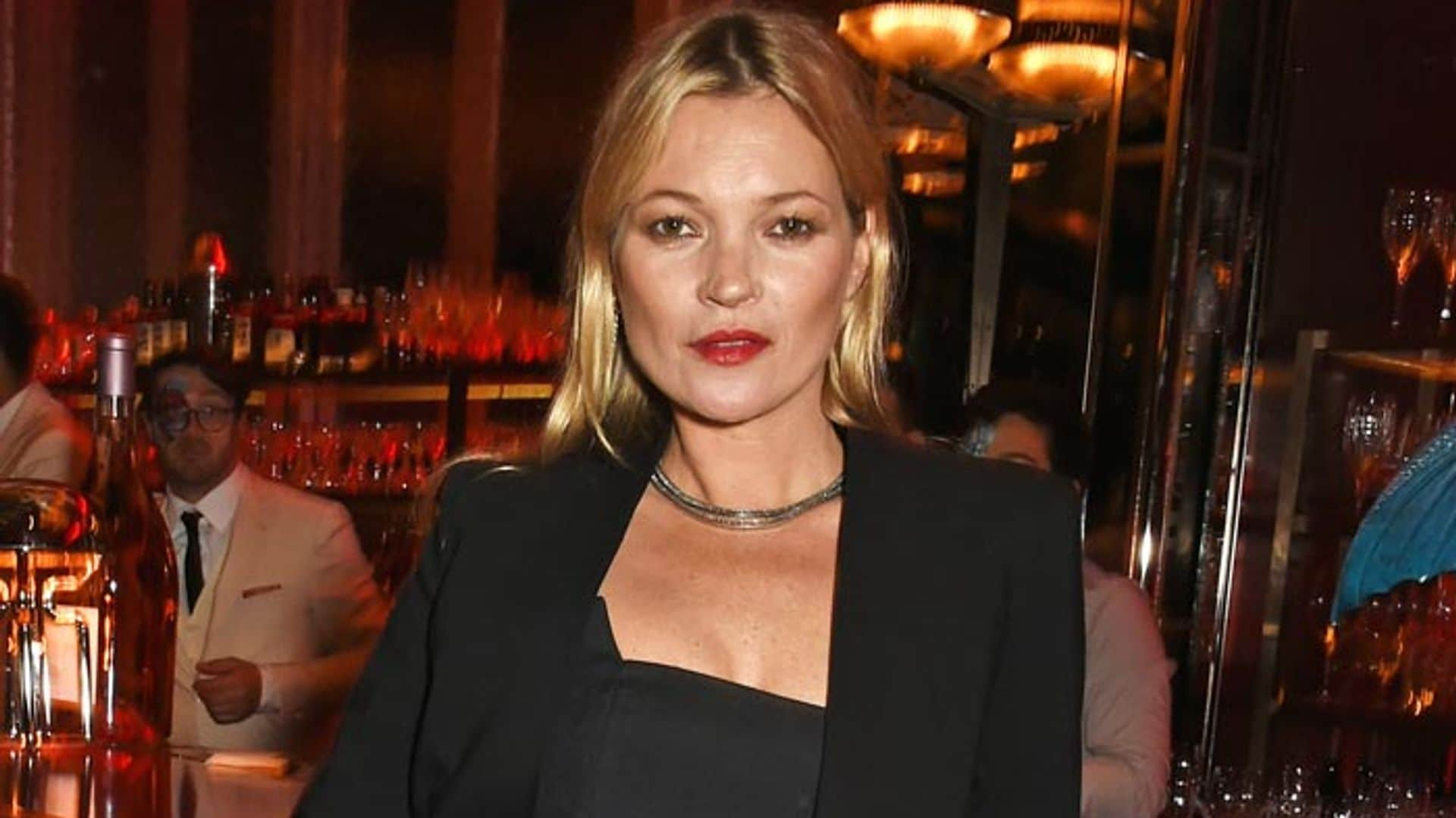 Kate Moss sufre un accidente esquiando en Suiza