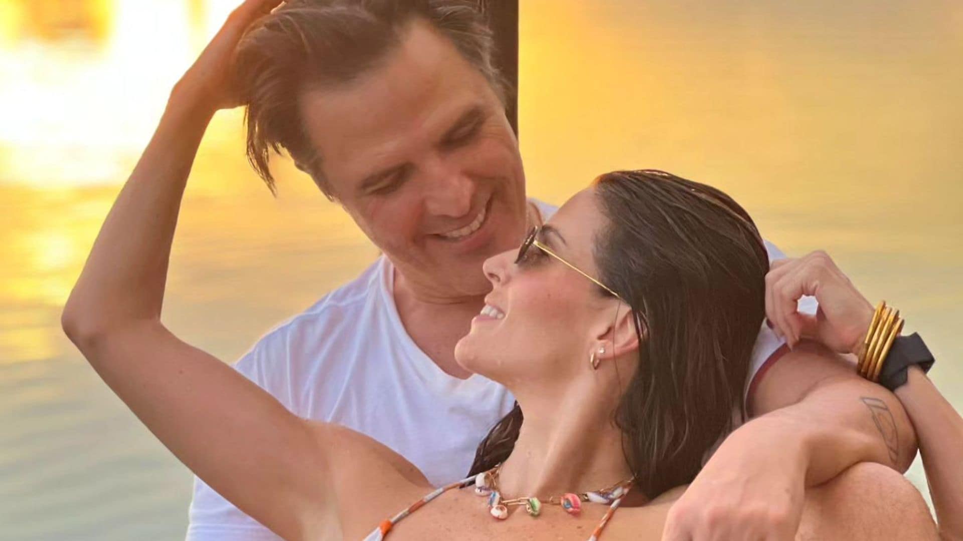 En Bacalar y muy enamorados, Claudia Álvarez y Billy Rovzar festejan sus cumpleaños