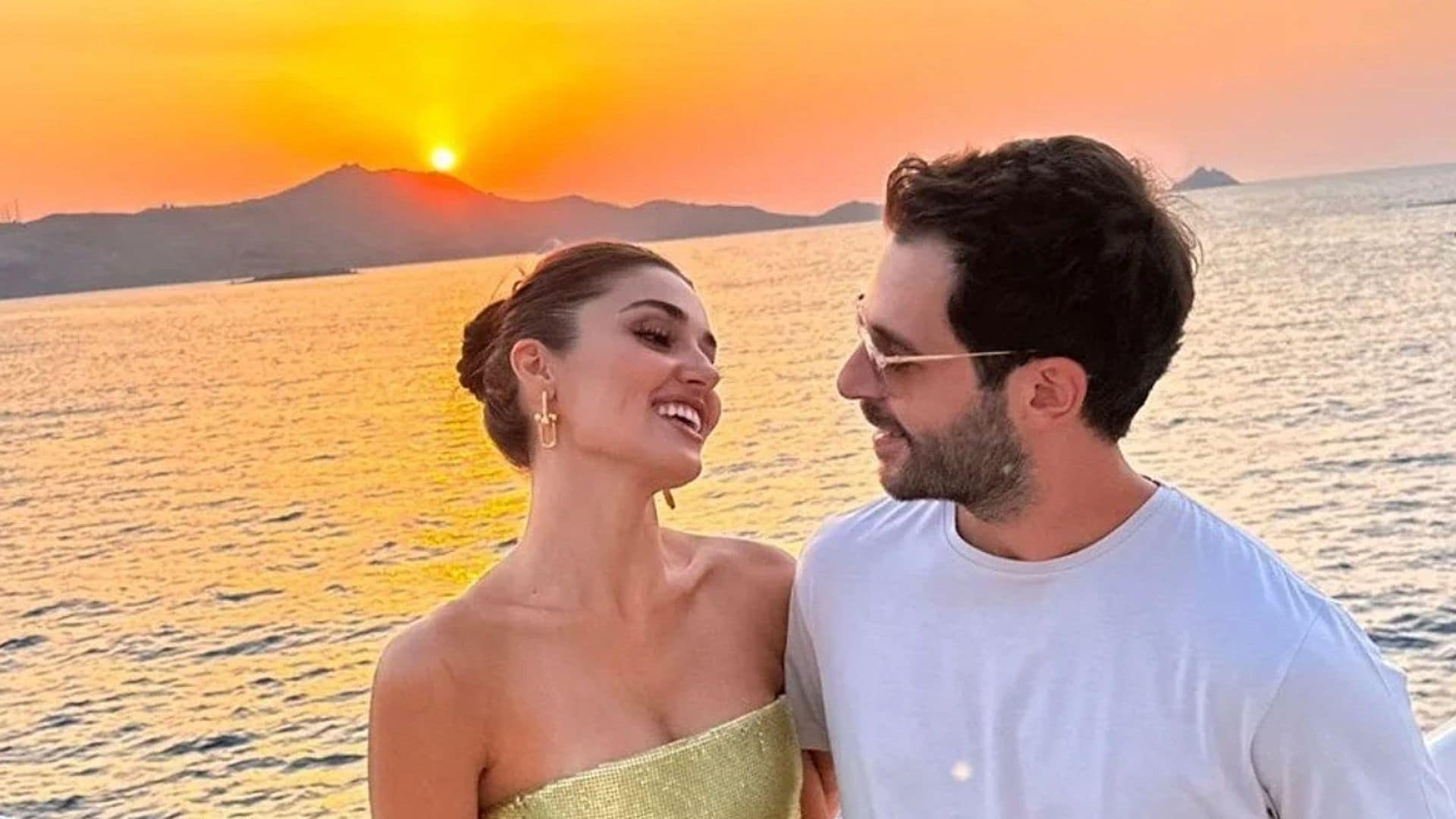 Hande Erçel ('Love is in the air') se compromete con su pareja Hakan Sabancı