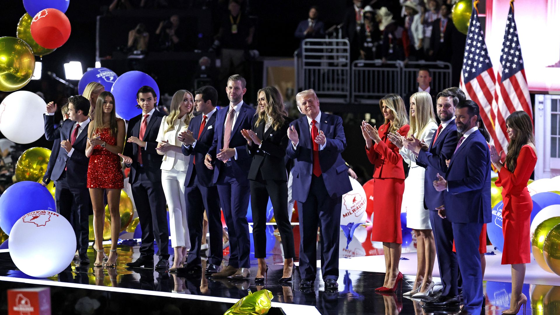 Quiénes son los escuderos del nuevo presidente: de su mujer a sus cinco hijos y diez nietos