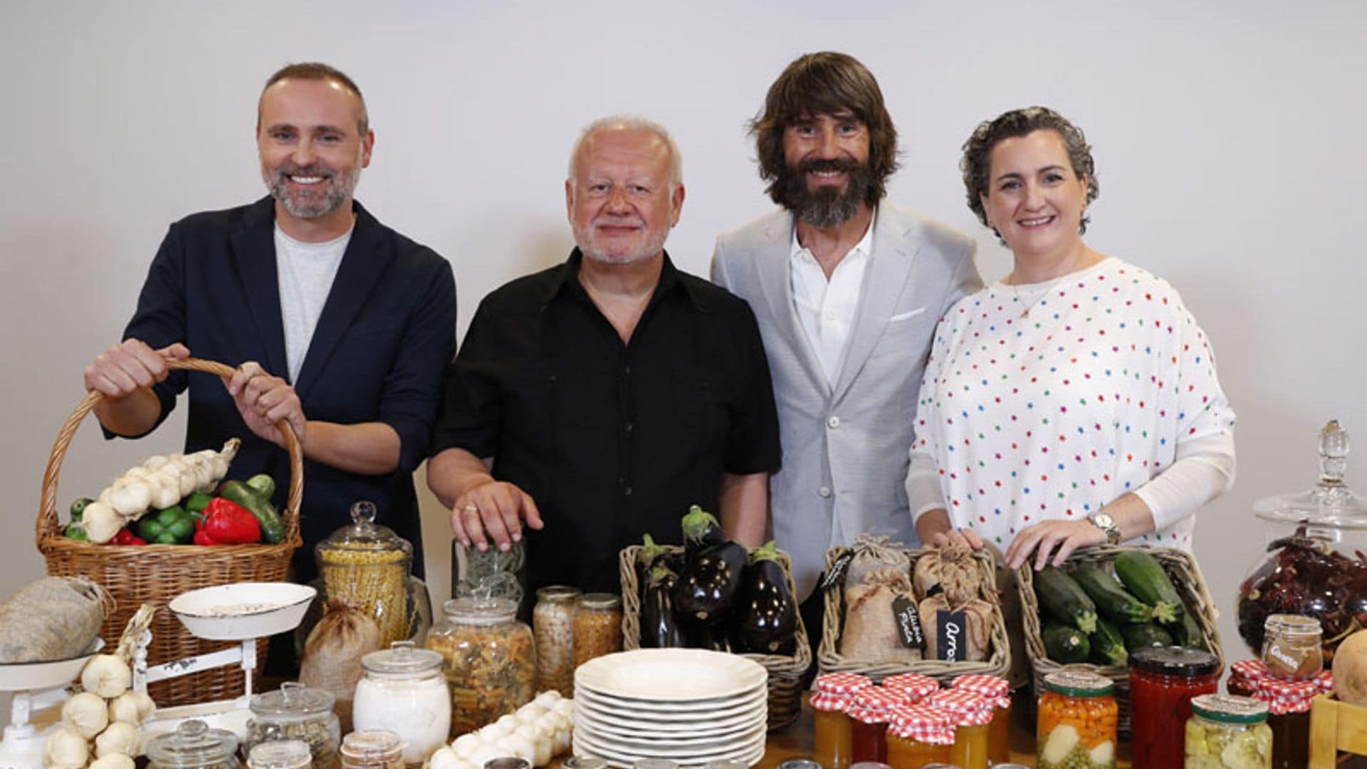 Estos son los famosos concursantes que lucharán entre fogones en 'Mi madre cocina mejor que la tuya'