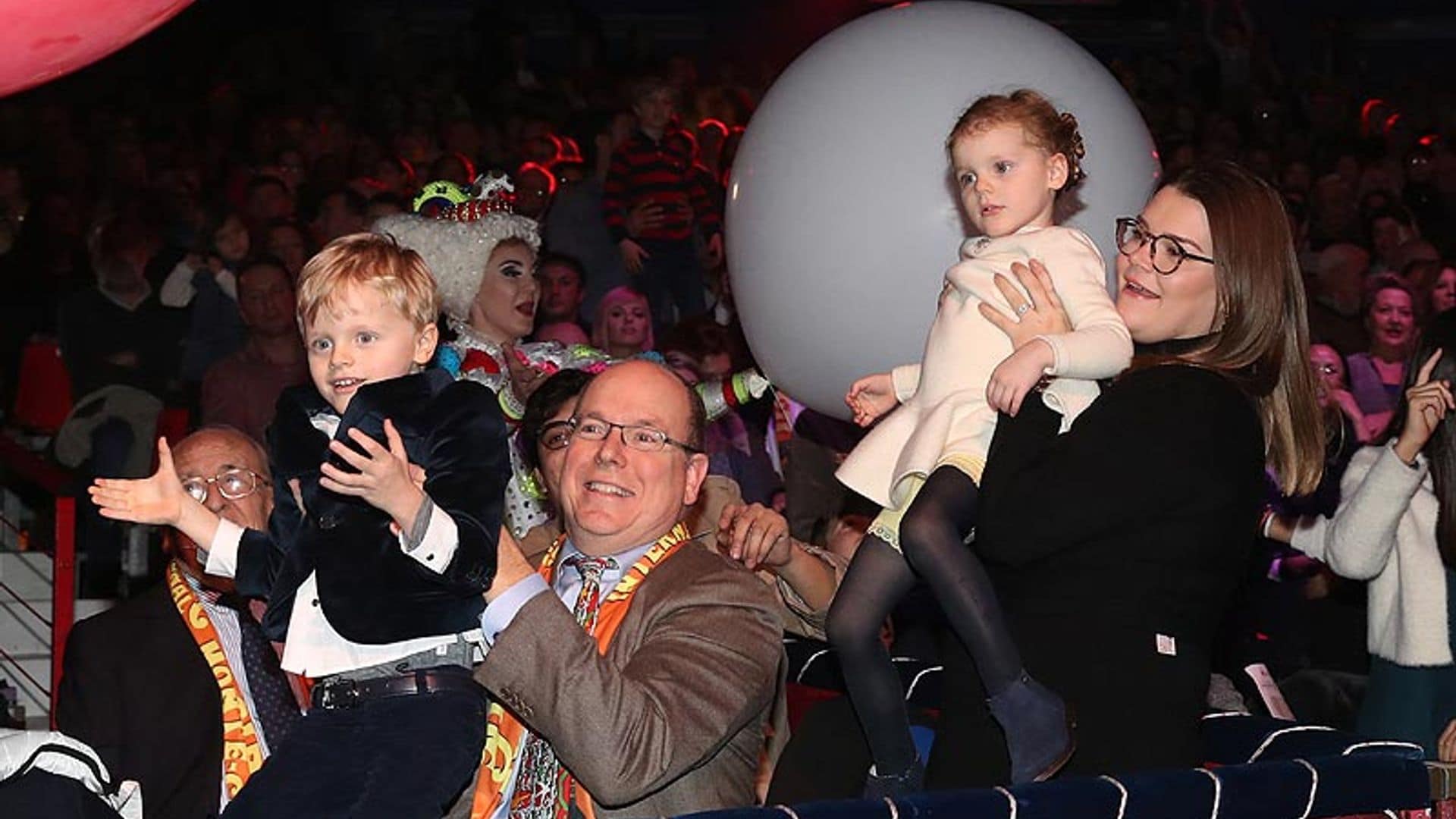 ¡Pasen y vean! Jacques y Gabriella de Mónaco, dos pequeños equilibristas en el circo