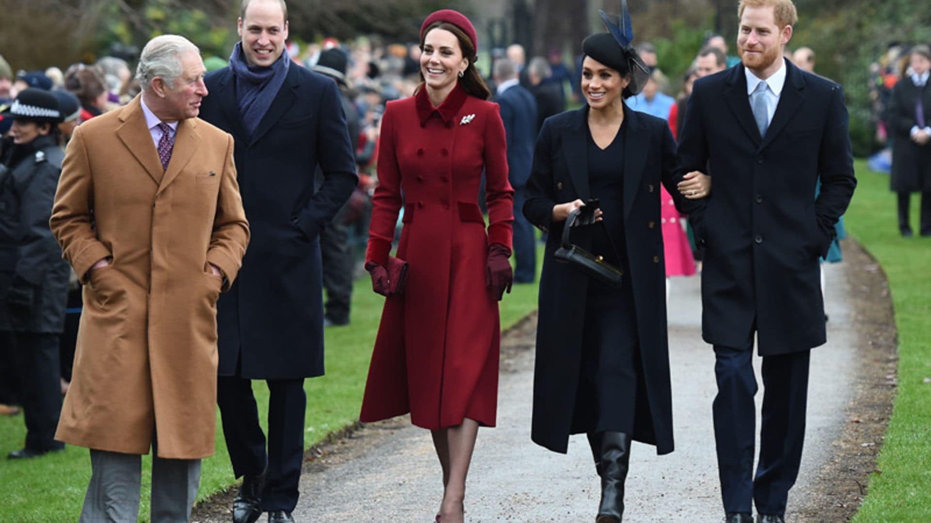 La reverencia de Meghan, las ausencias y todos los detalles de la Misa de Sandringham