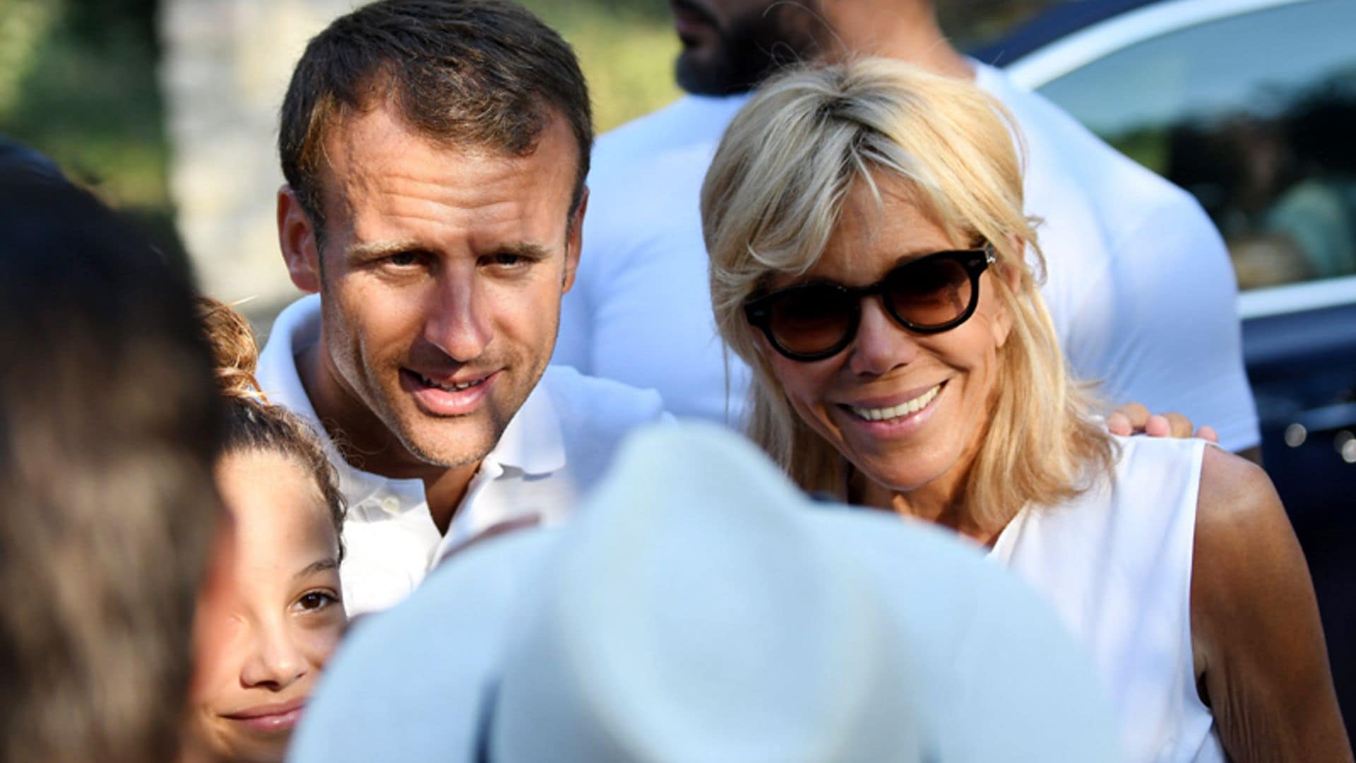 Los Macron disfrutan de unas vacaciones llenas de novedades con los Grandes Duques de Luxemburgo