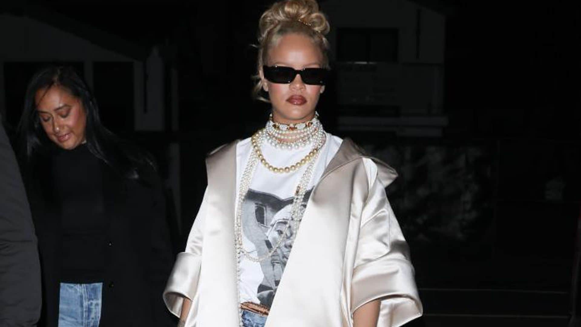 Rihanna aplicó el truco que la Princesa Diana usaba para estilizar su joyería