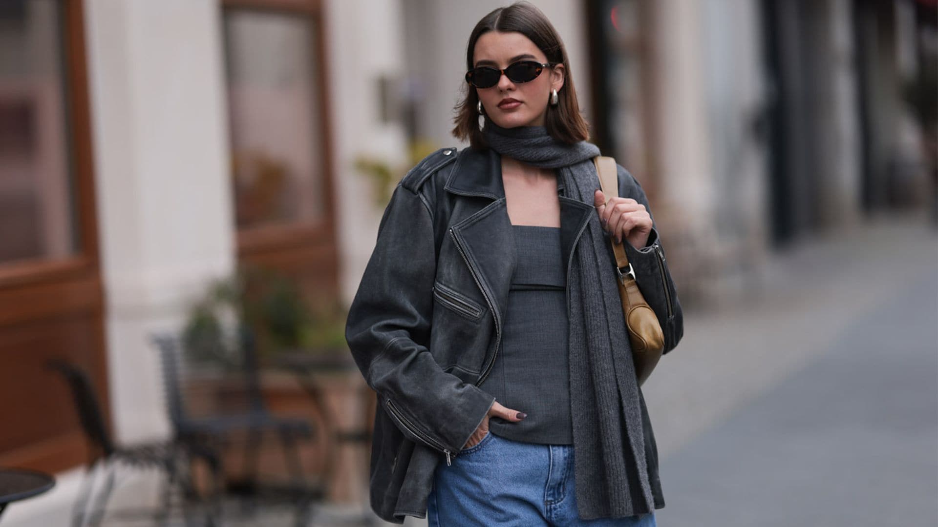 Las cazadoras y chaquetas de tendencia que solucionan todos los looks de entretiempo