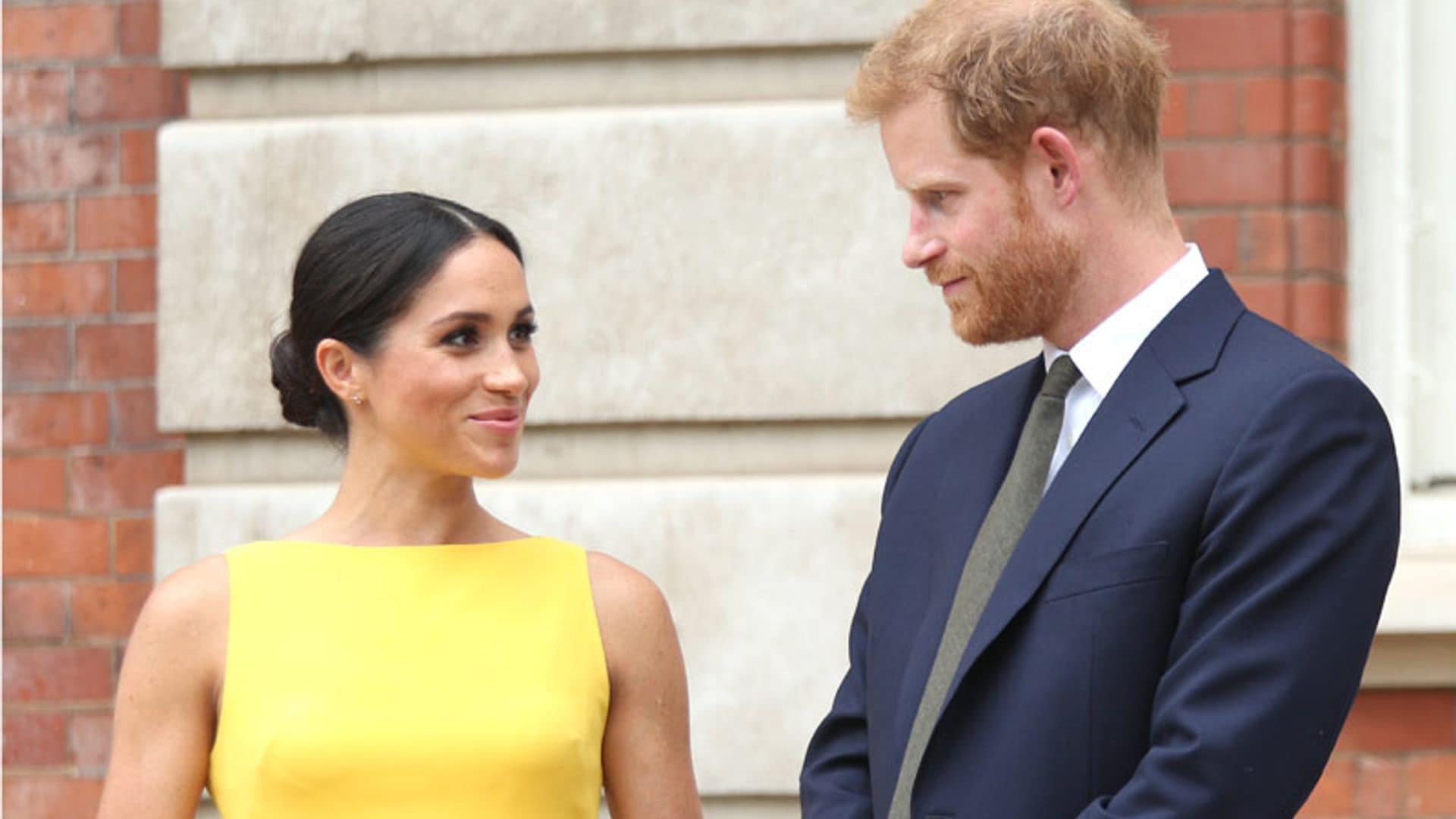 En un romántico destino y con una pareja de estrellas: las vacaciones del príncipe Harry y Meghan Markle