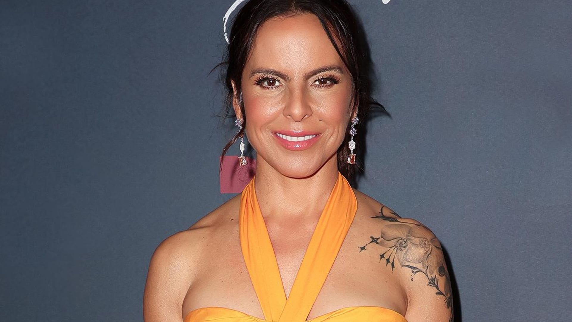 Más guapa que nunca, Kate del Castillo posa sexy al cumplir 50