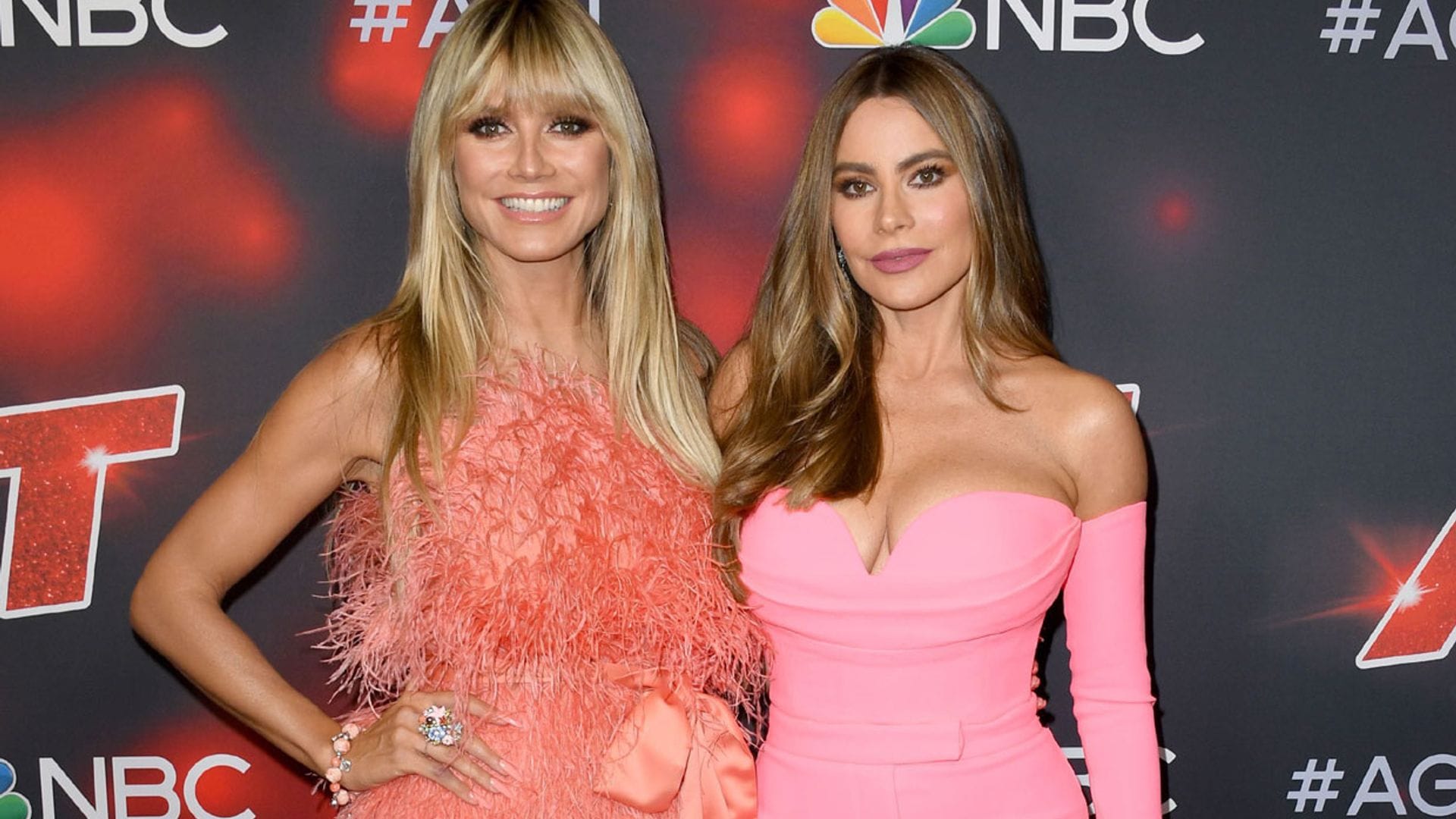 Sofía Vergara y Heidi Klum, duelo de estilo televisivo con cuatro looks de impacto