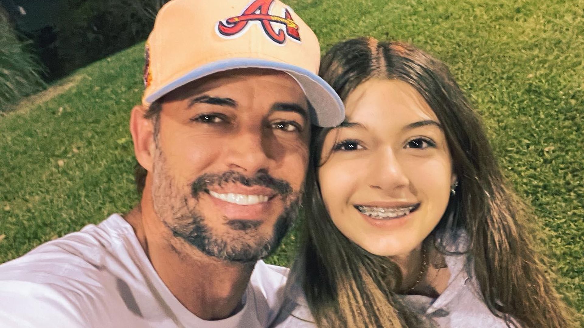 La hija de William Levy y Elizabeth Gutiérrez cautiva con su más reciente look de fiesta