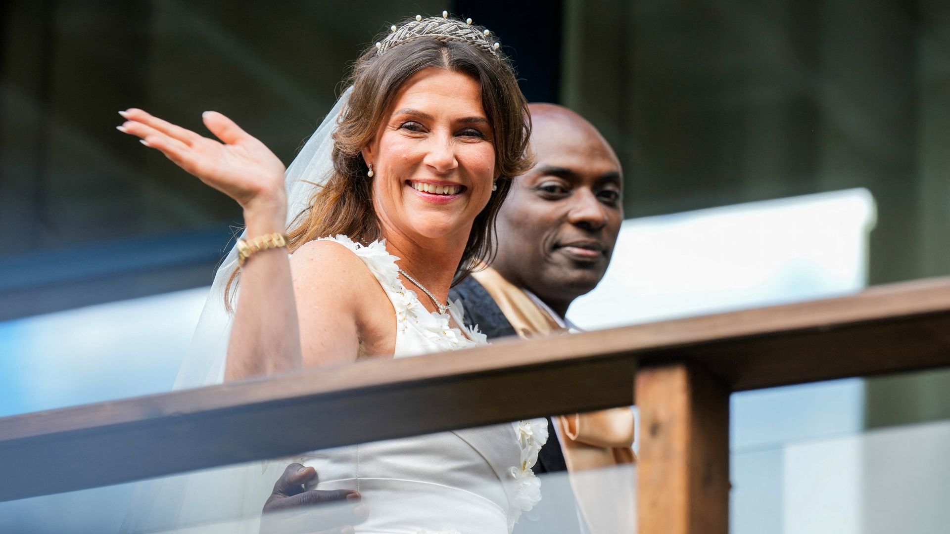 La princesa Marta Luisa de Noruega y la significativa tiara de diamantes y perlas para su boda con Durek Verrett