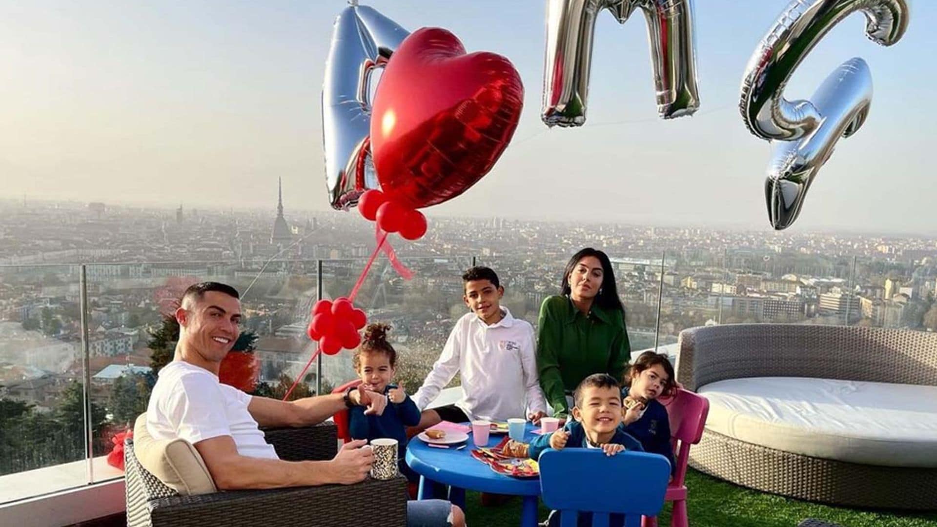 La familia numerosa que han formado Georgina Rodríguez y Cristiano Ronaldo