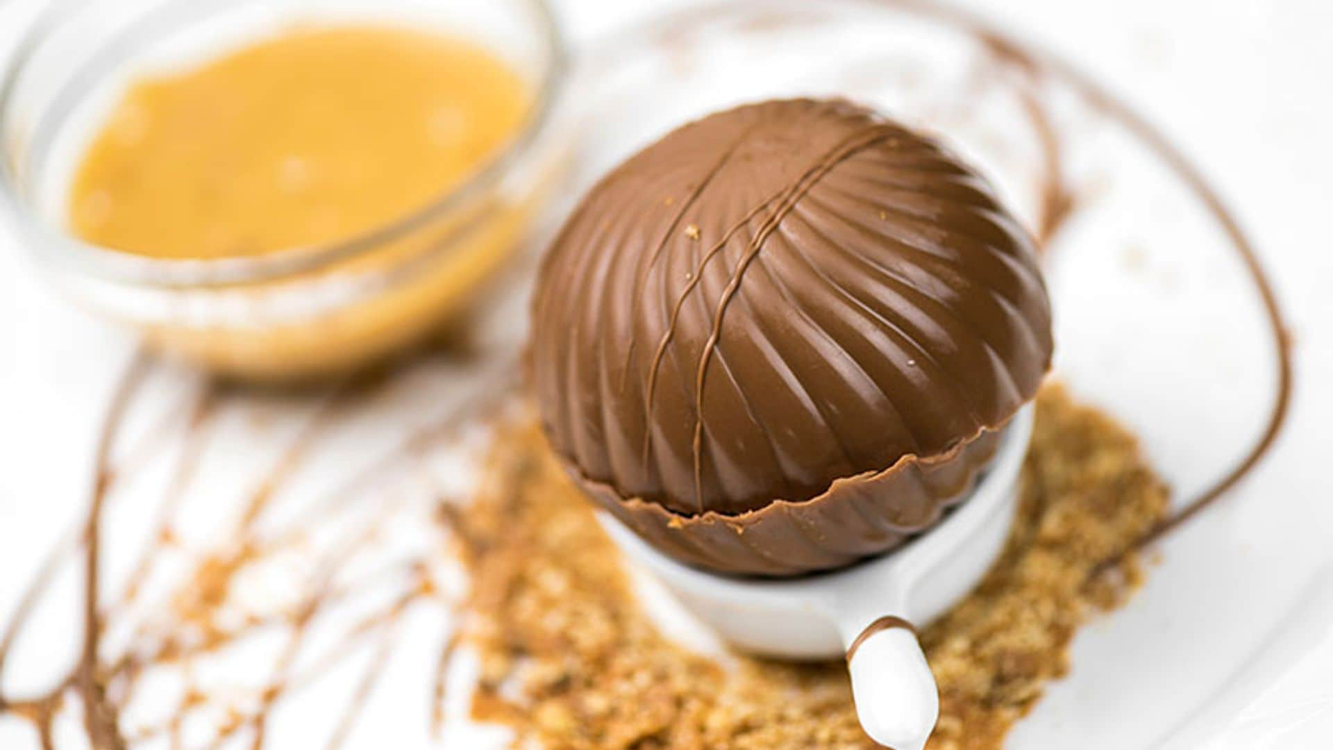 Bomba de chocolate con crema de turrón